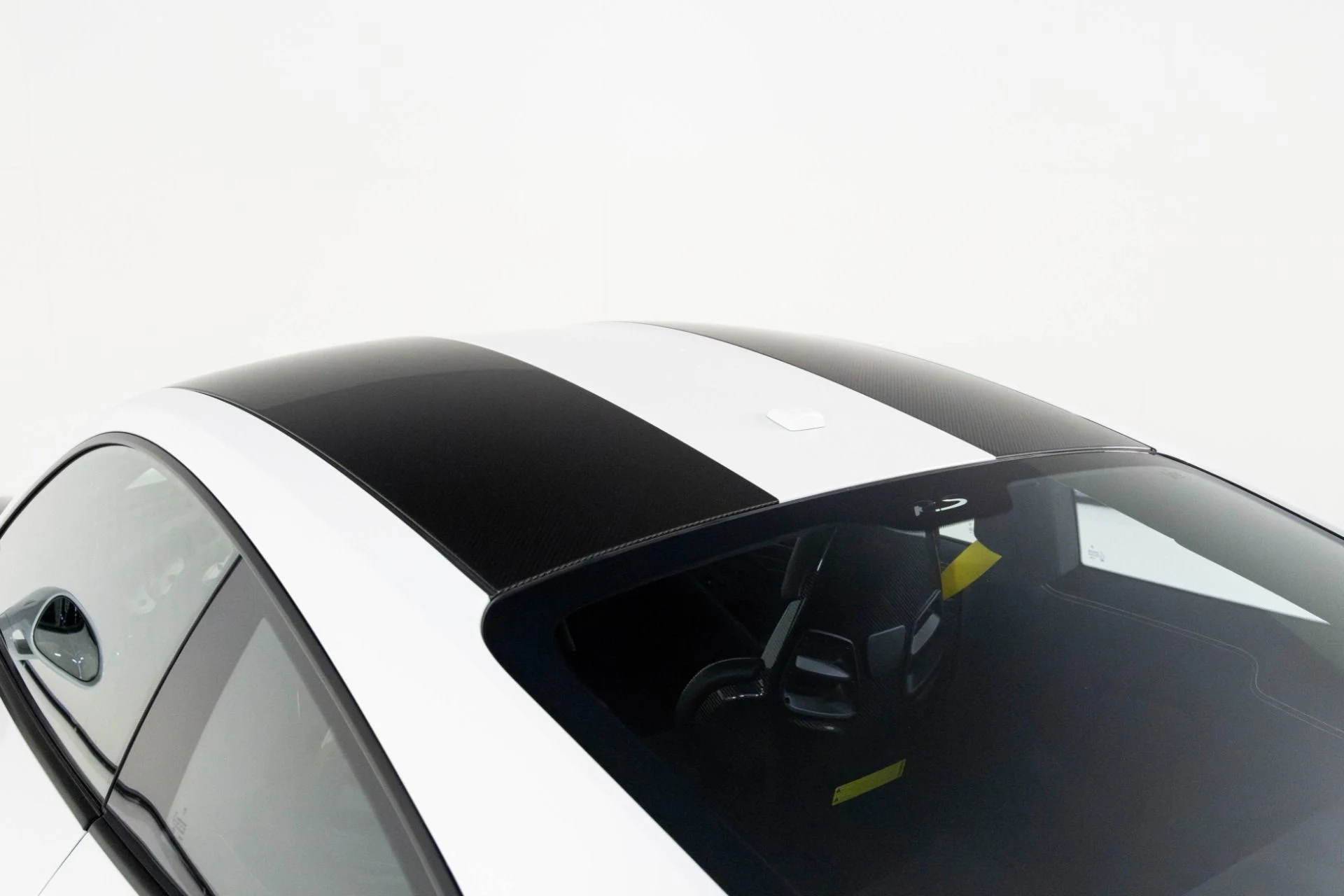 mph065_791583710_Used_2018_Porsche_911_GT_2_RS_1762386700_36bdbb522d