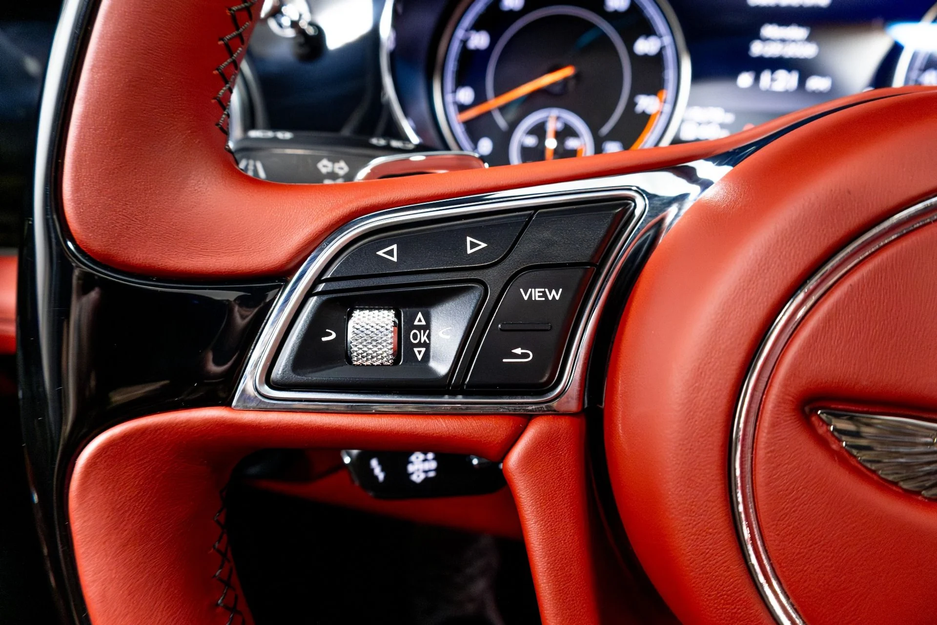 mph065_795064788_Used_2020_Bentley_Bentayga_V8_1774292202_40d1ebe8fc