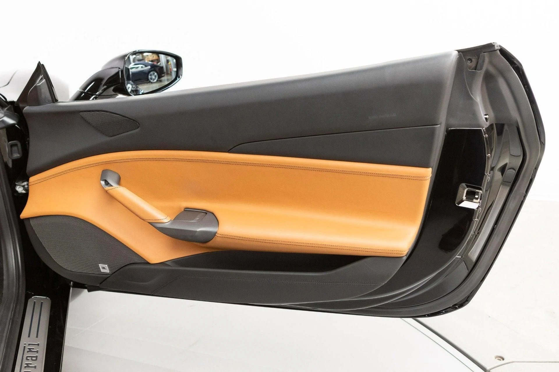 mph065_843474083_Used_2017_Ferrari_488_Spider_1777367871_cc64374bf4