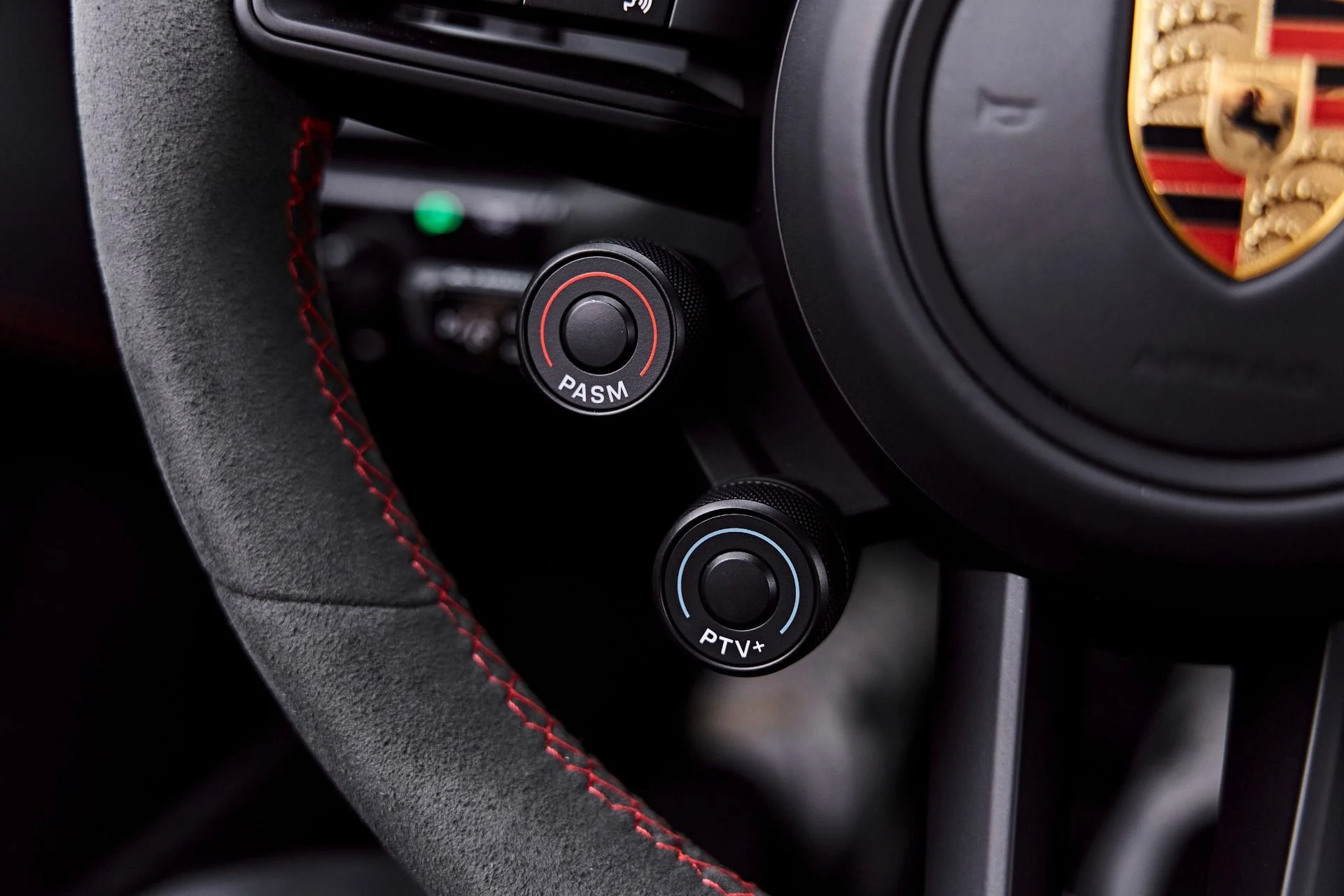 mph065_96073037_Used_2025_Porsche_911_GT_3_RS_1785791074_e307917bee