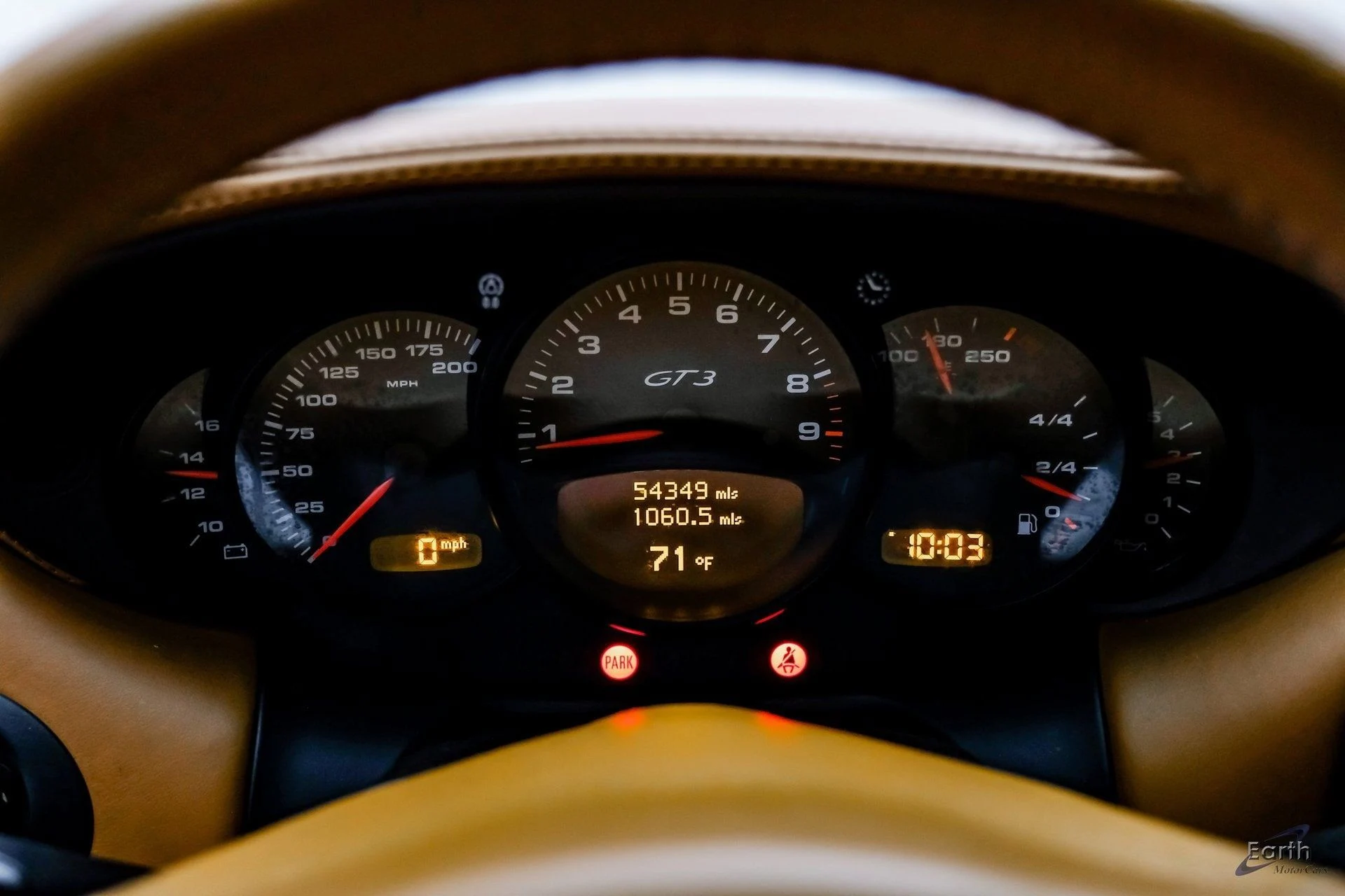 mph066_1046002971_60bbe8b6a963656ba37ef30d64d7d74ex_15ef29ecba