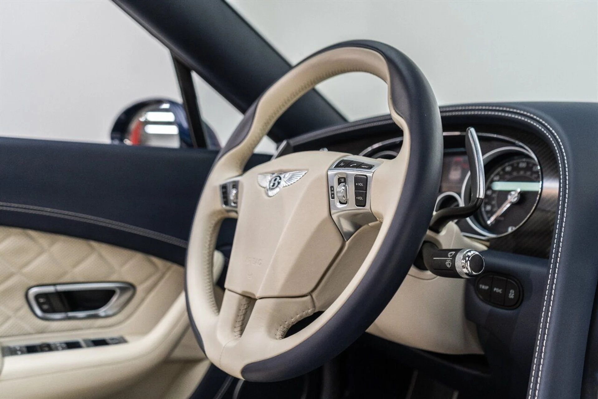 mph066_1063744754_5a2e307f8b_1280_0b47197223