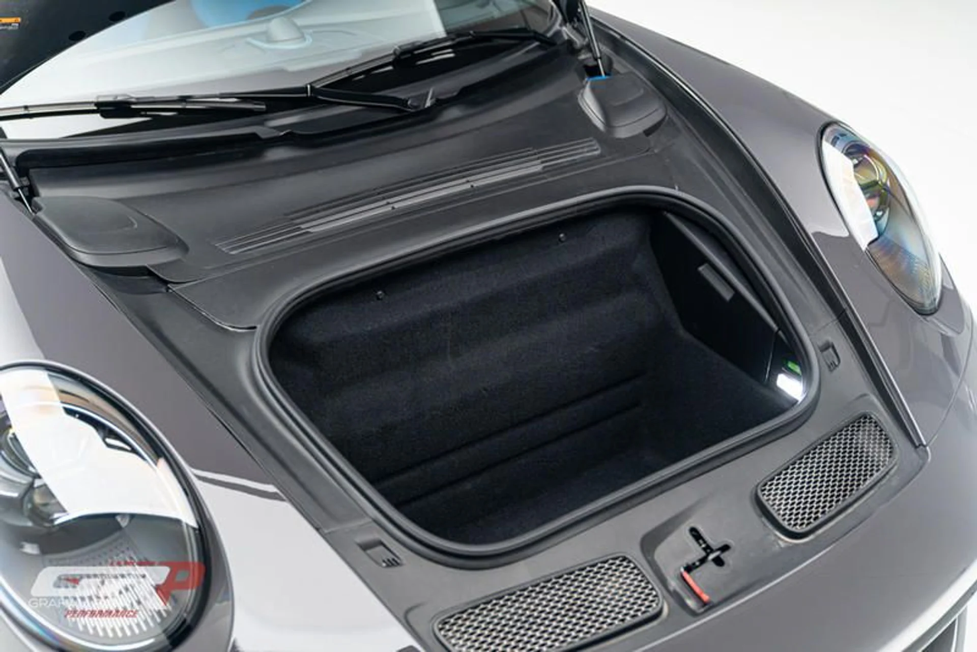 mph066_1070337274_B03_C695_E_7203_4_F35_A0_F8_7_F56_B43_A24_F3_eaad67471a