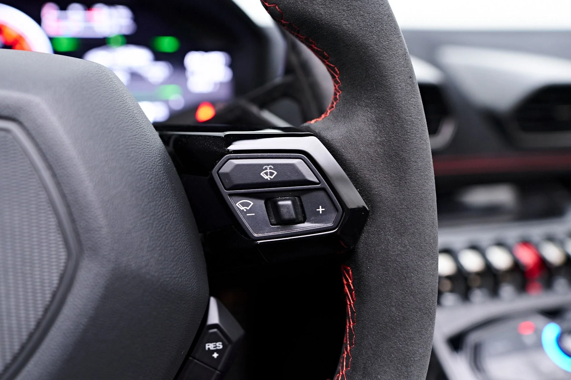 mph066_1077969079_Used_2018_Lamborghini_Huracan_Performante_1754074926_9b8010ffe7