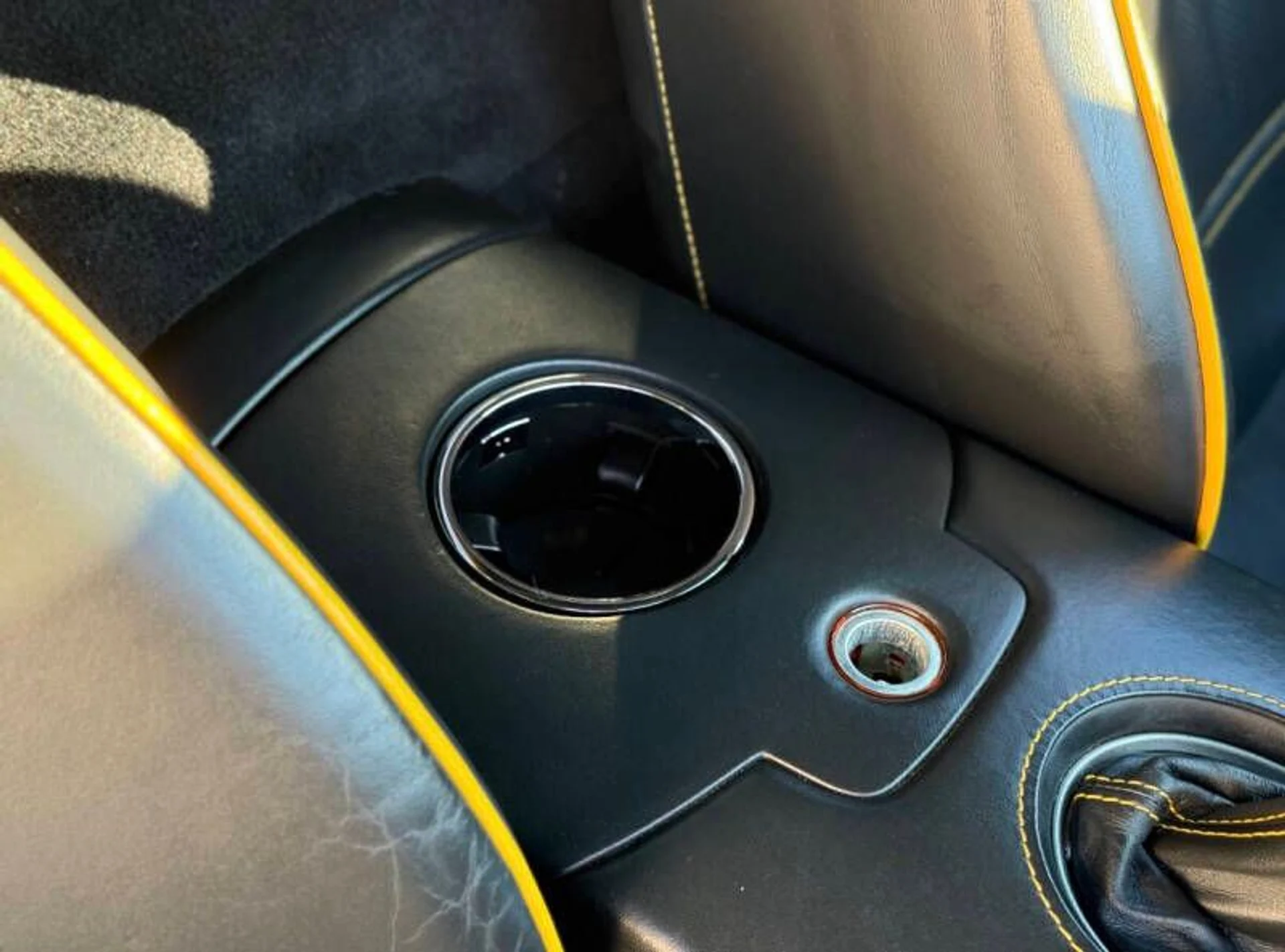 mph066_1105518627_2008_lamborghini_gallardo_base_awd_2dr_coupe_8631fdde33