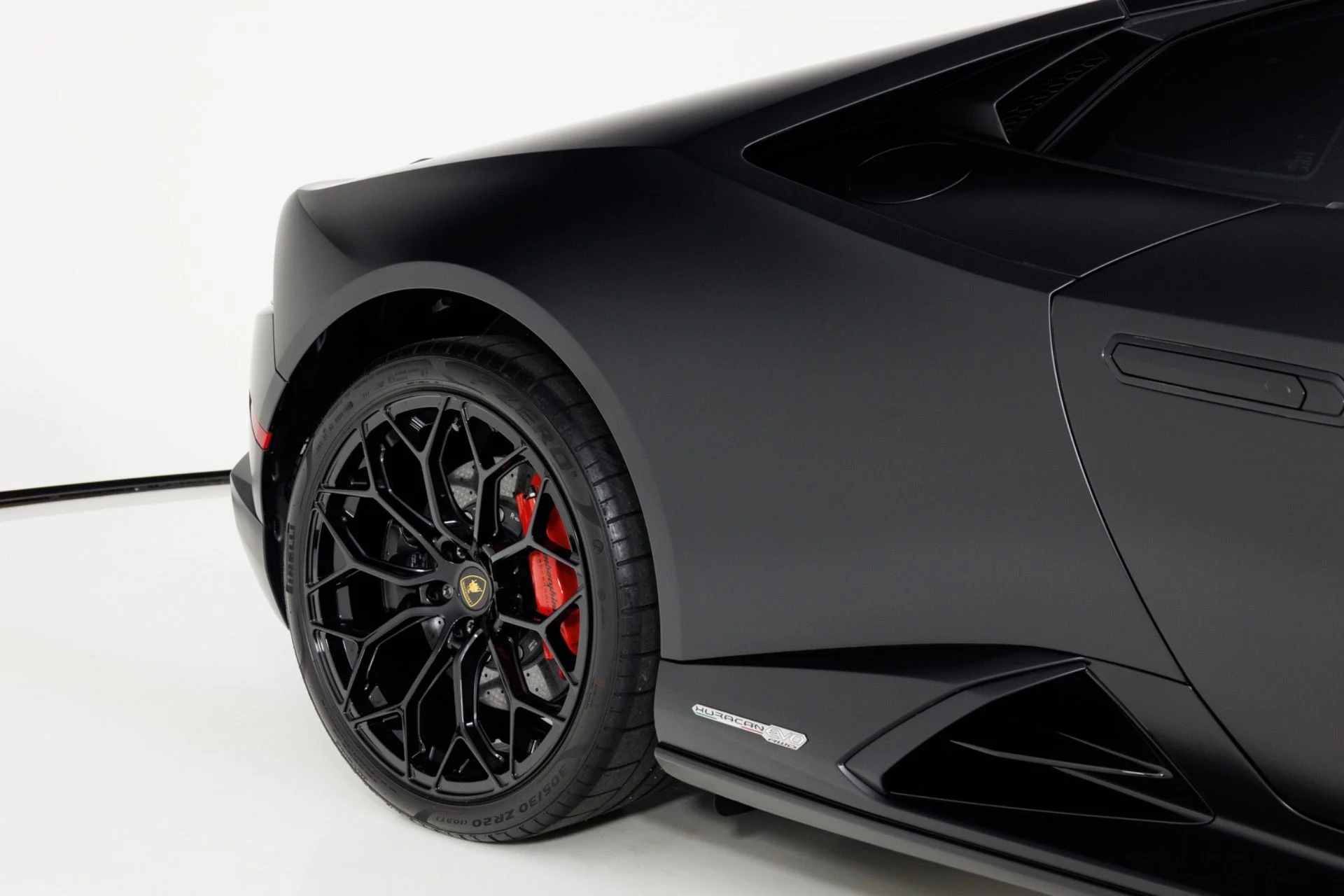 mph066_1226431772_Used_2023_Lamborghini_Huracan_EVO_1790005640_ee8ec22a4a
