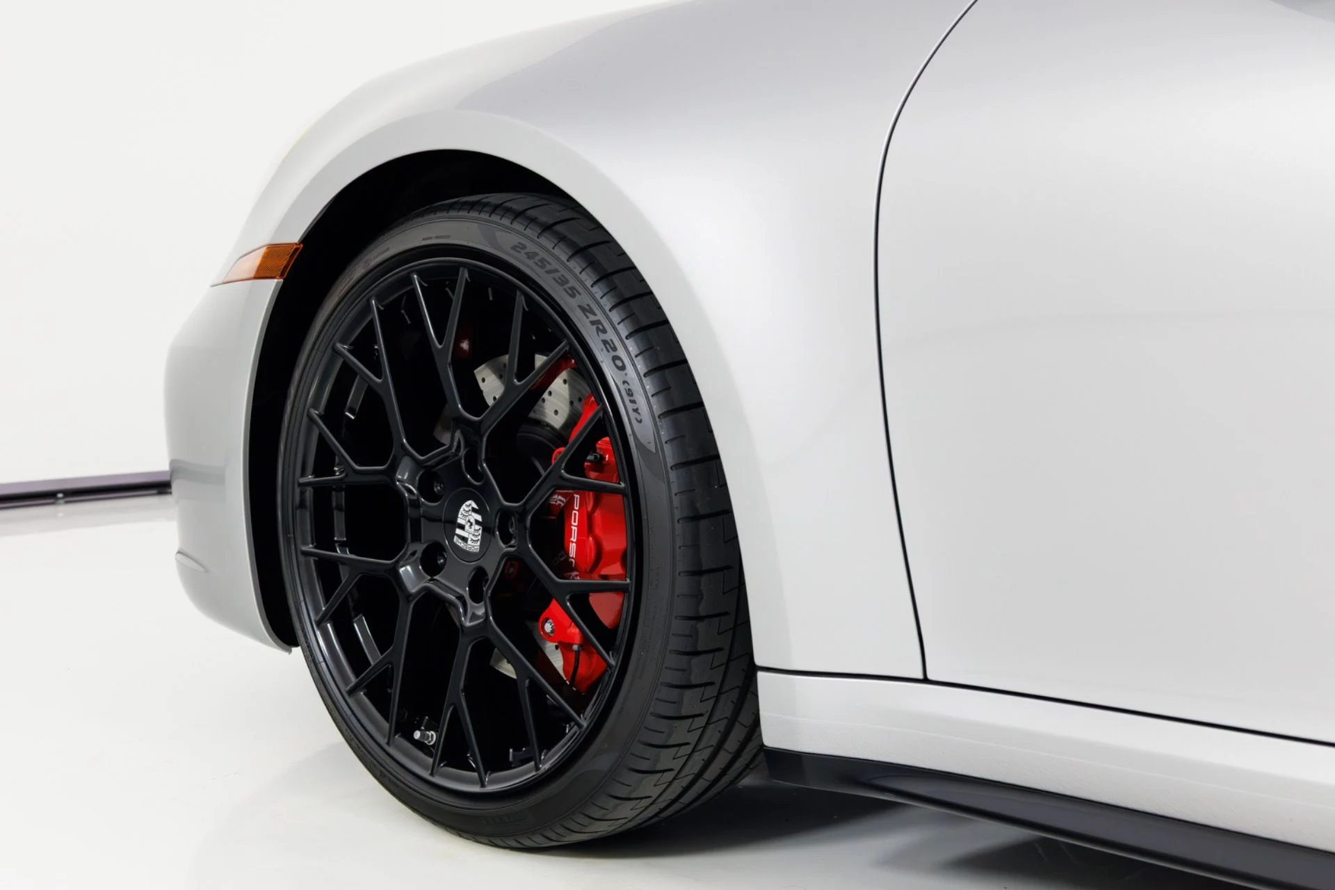 mph066_1242281286_Used_2022_Porsche_911_Targa_4_S_1772835292_a6dc27c70b