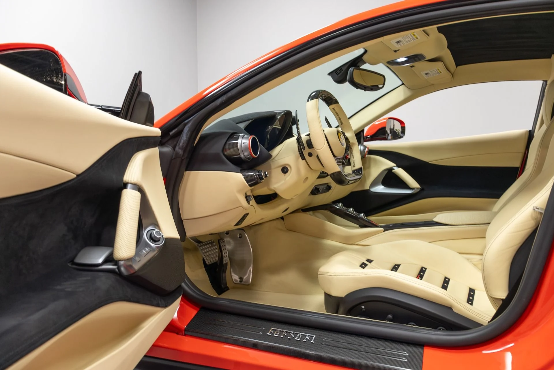 mph066_1361980932_Used_2018_Ferrari_812_Superfast_1763480061_27484e3e3a