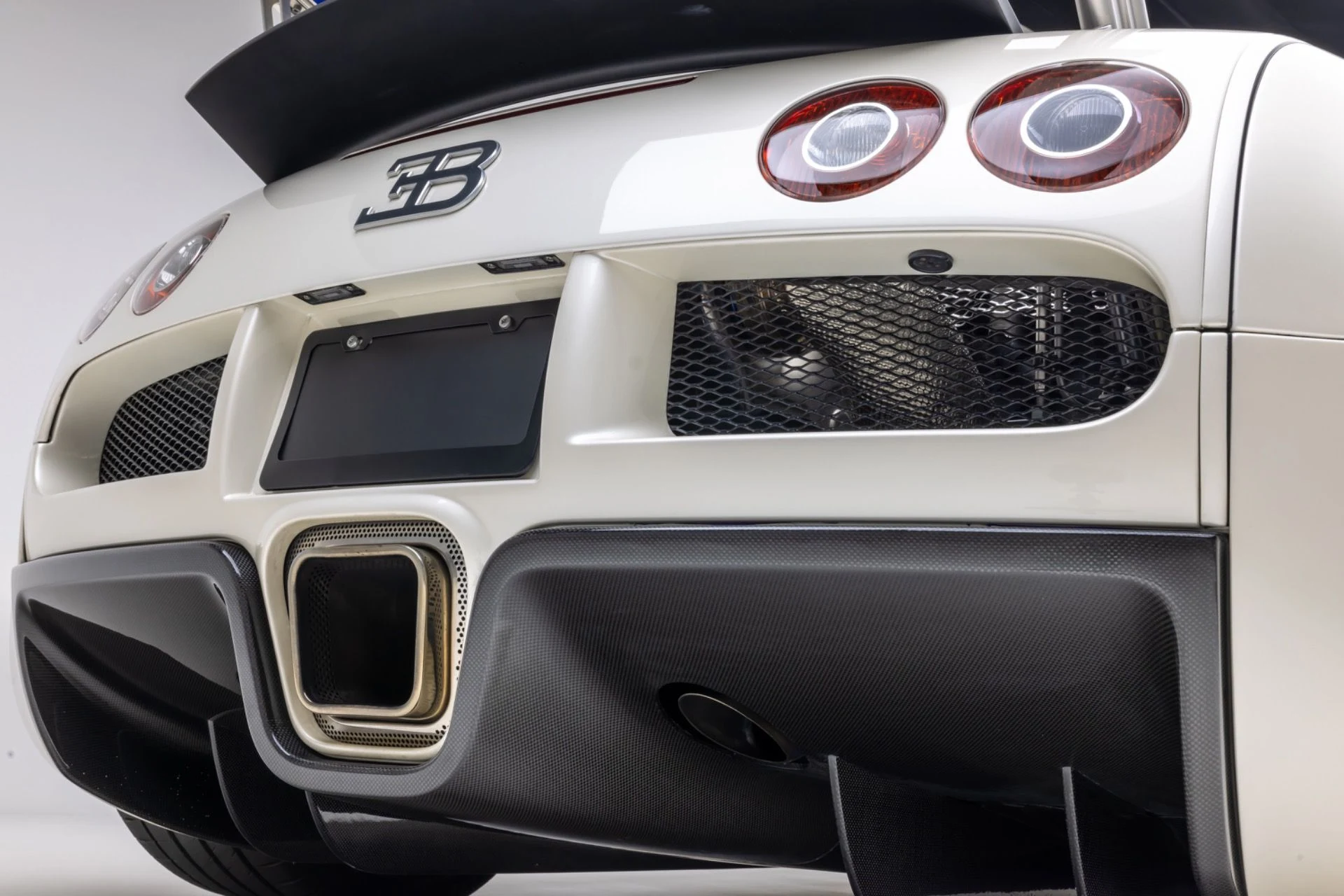 mph066_1373160645_13249_p67_l_d16c69e52b