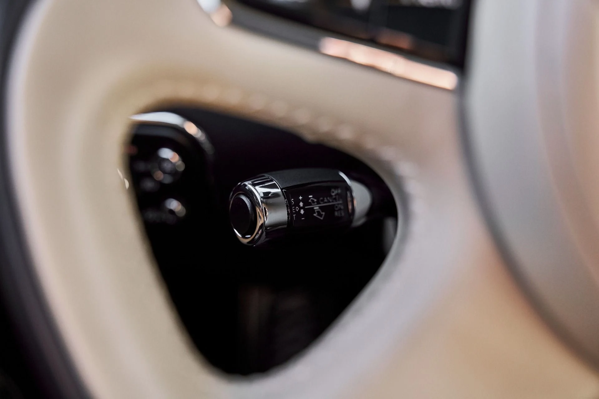 mph066_1414856799_Used_2019_Bentley_Mulsanne_Base_1773861451_ec490f47ba