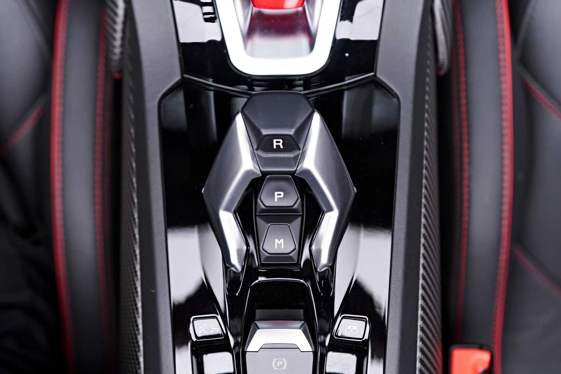 mph066_1439902592_Used_2020_Lamborghini_Huracan_EVO_Base_1755655963_b36ea73b07