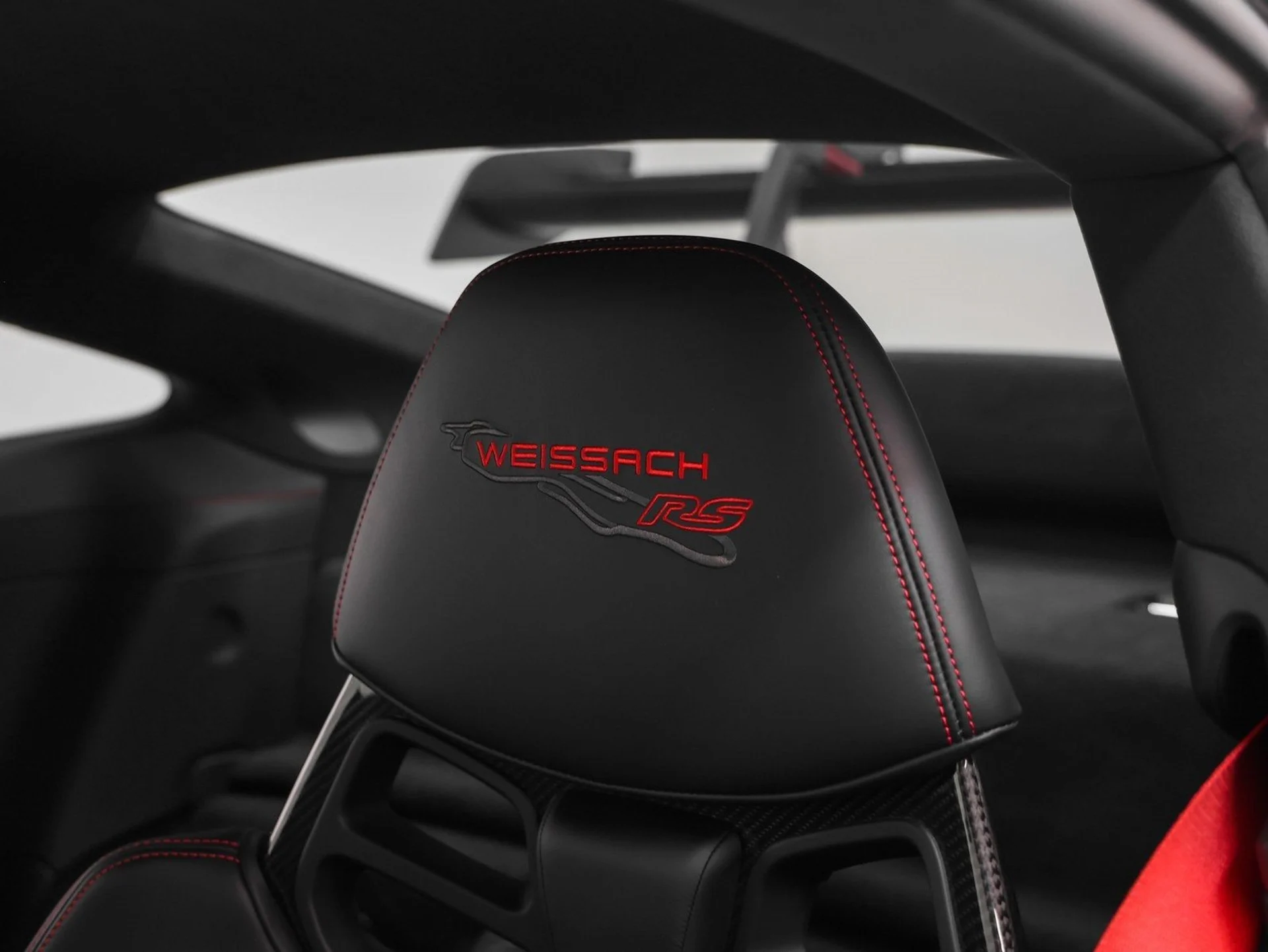 mph066_153392526_67_36bc0dce28