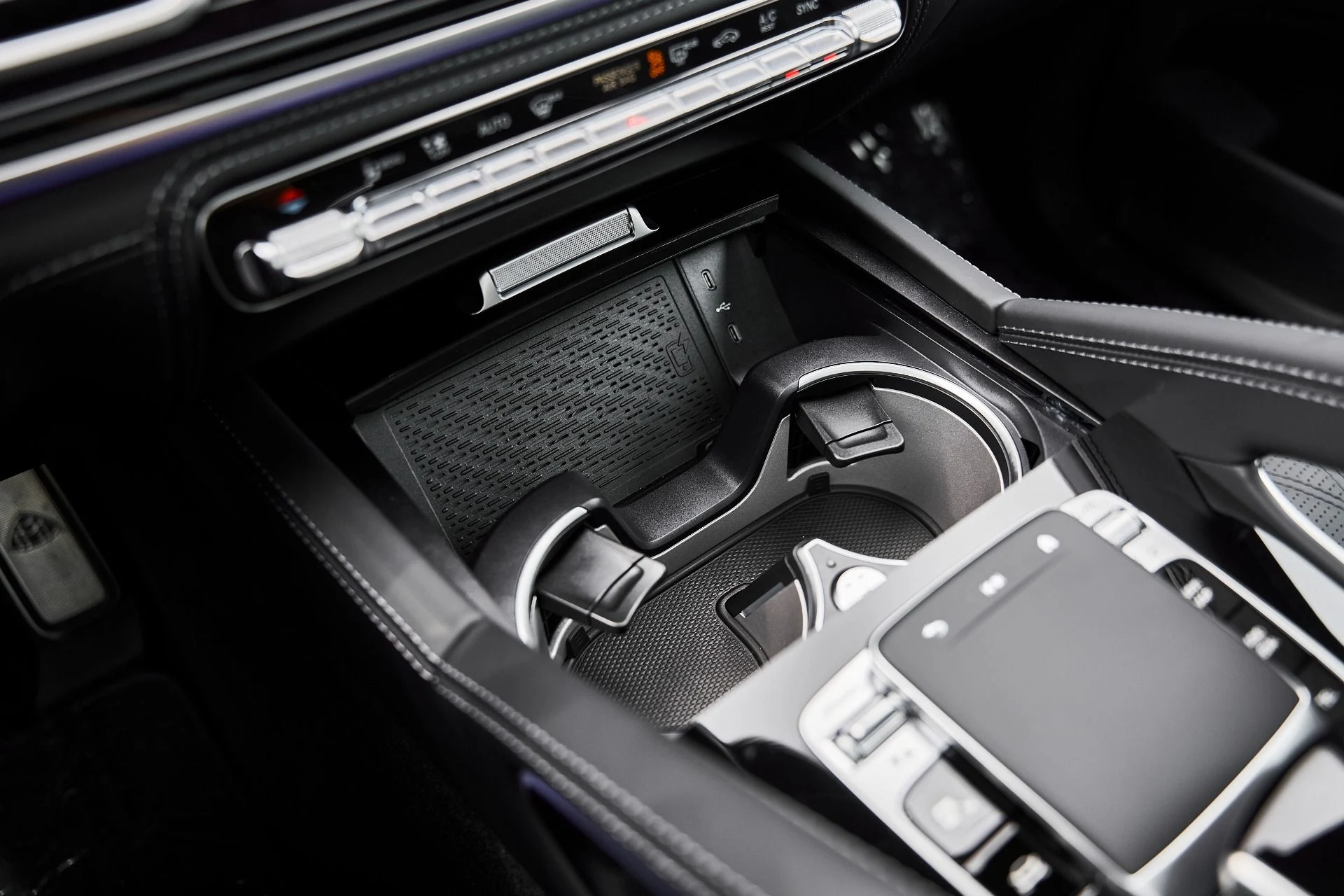 mph066_1587948900_Used_2026_Mercedes_Benz_GLS_Maybach_GLS_600_1777160307_4a39a9d236