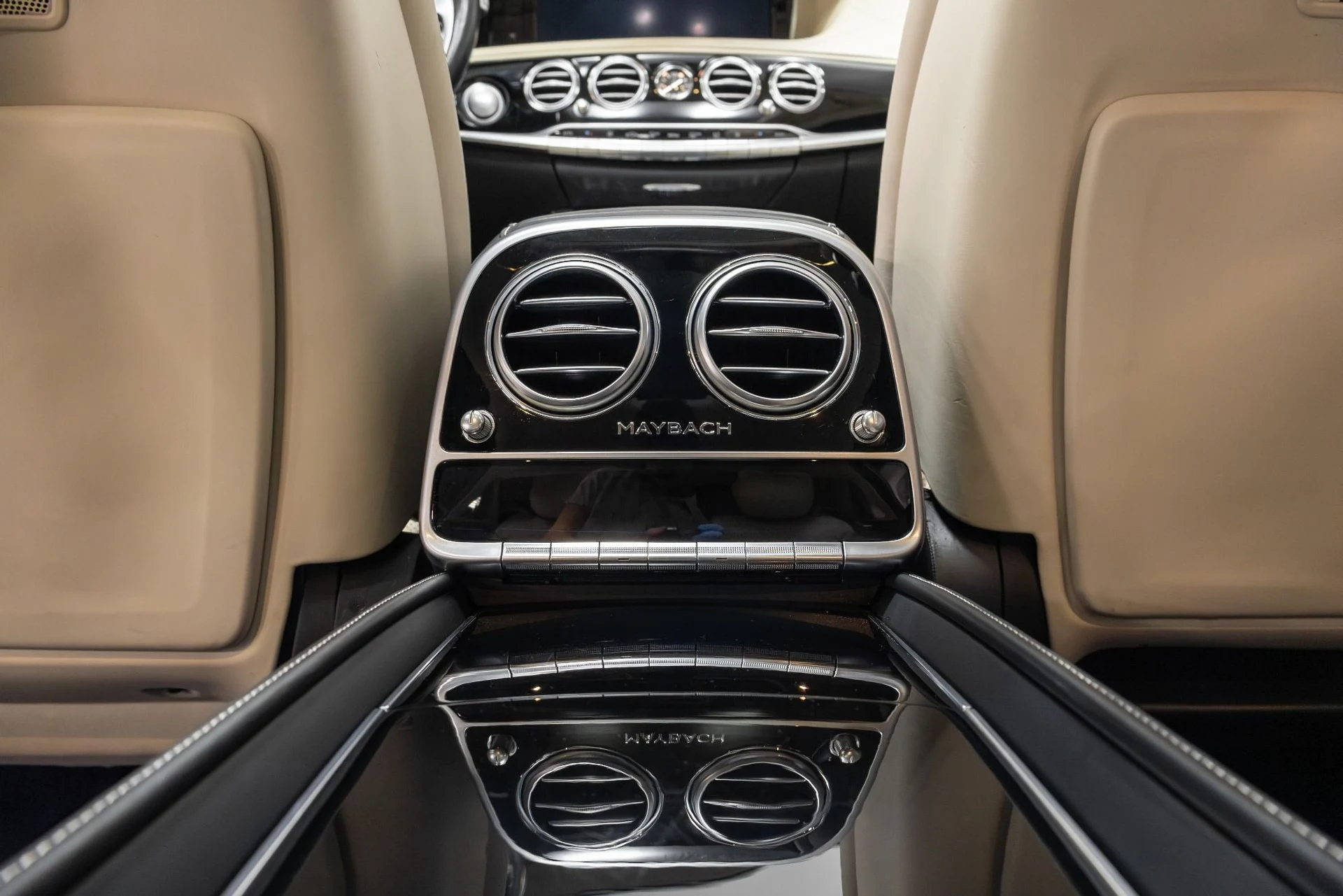 mph066_1597504922_Used_2016_Mercedes_Benz_S_Class_Maybach_S_600_1763586066_bab4e4d0cc