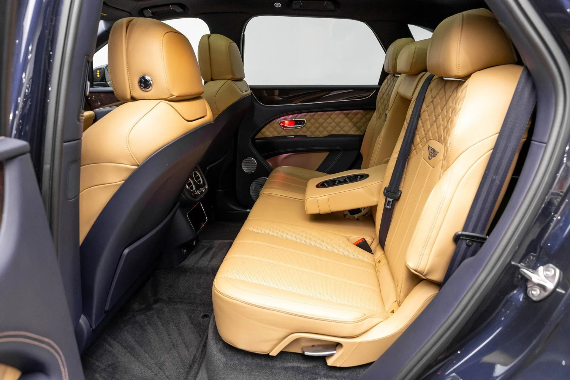 mph066_1600509161_67_ec837e64ac