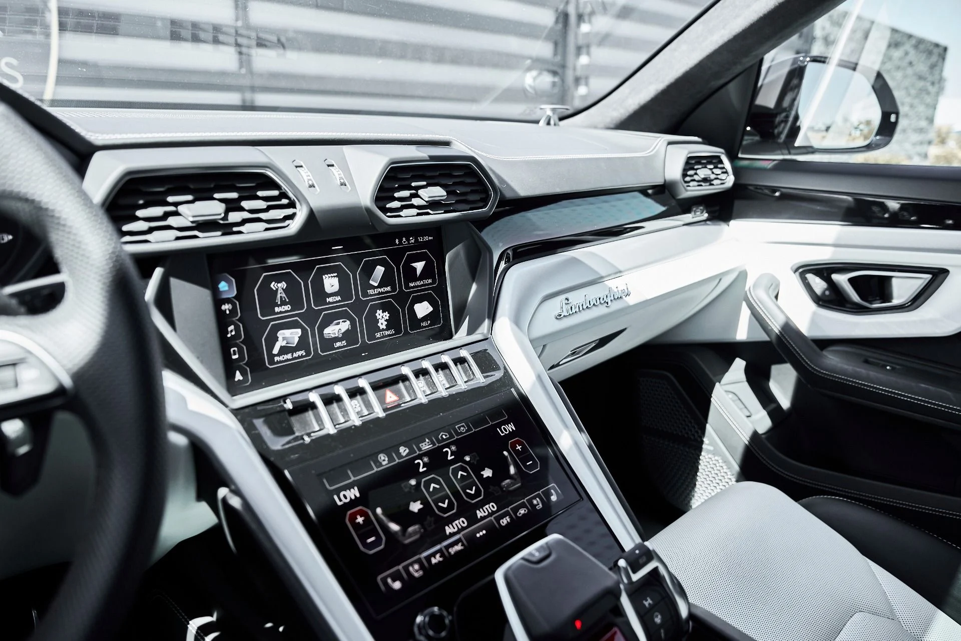 mph066_1697698604_Used_2019_Lamborghini_Urus_Base_1776301917_b029ba79e4