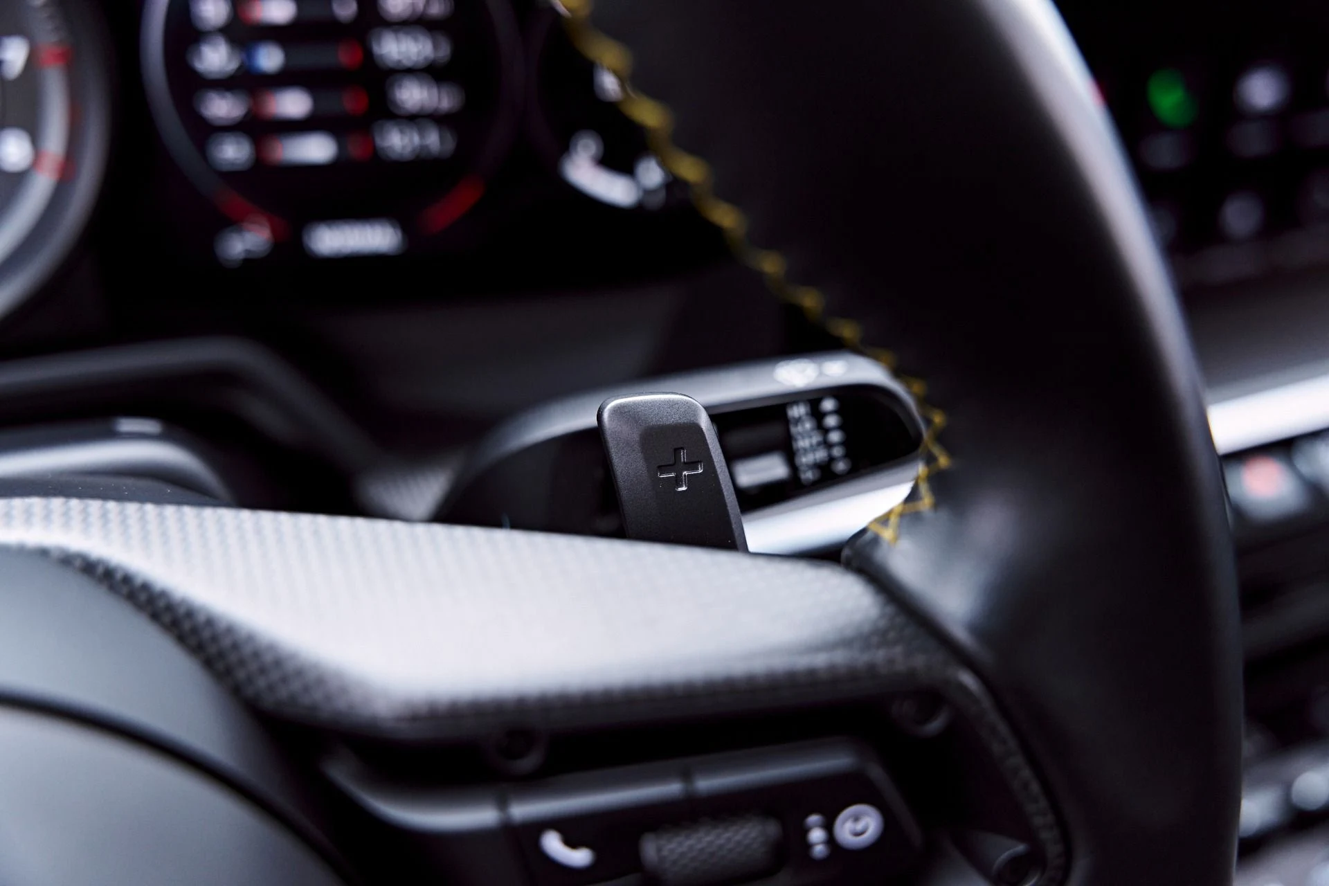 mph066_1705327839_Used_2023_Porsche_911_Turbo_S_1777508524_f18763740f