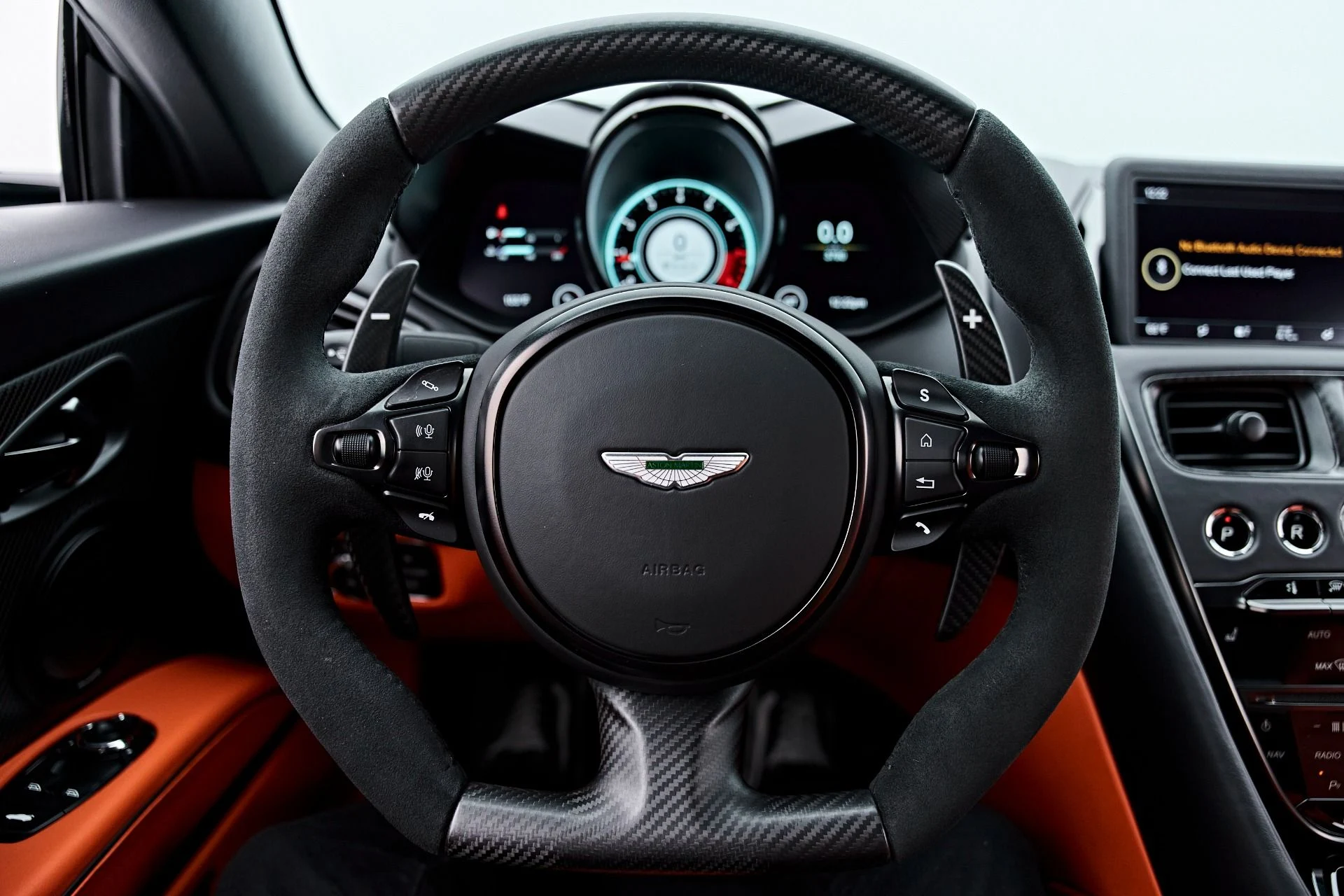 mph066_1734526211_Used_2023_Aston_Martin_DBS_Ultimate_1787789500_e53eb1b819