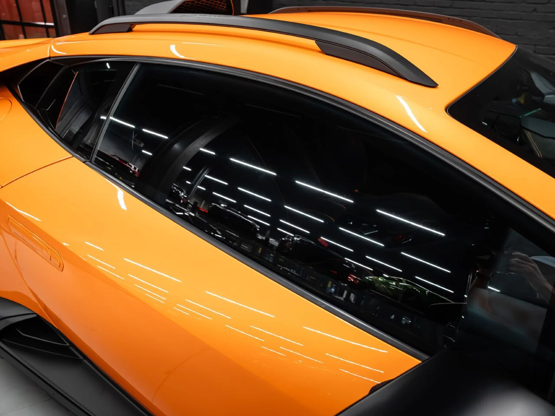 mph066_1777139439_lamborghini_huracan_2023_238c0f4994