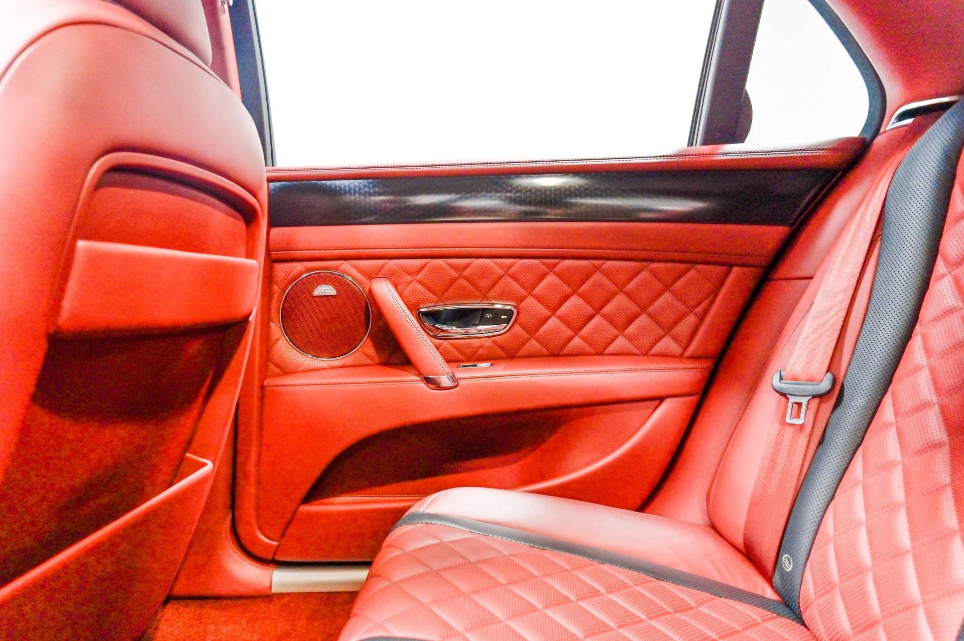 mph066_1801177427_Used_2017_Bentley_Flying_Spur_W12_S_1782583031_d64bef7eca