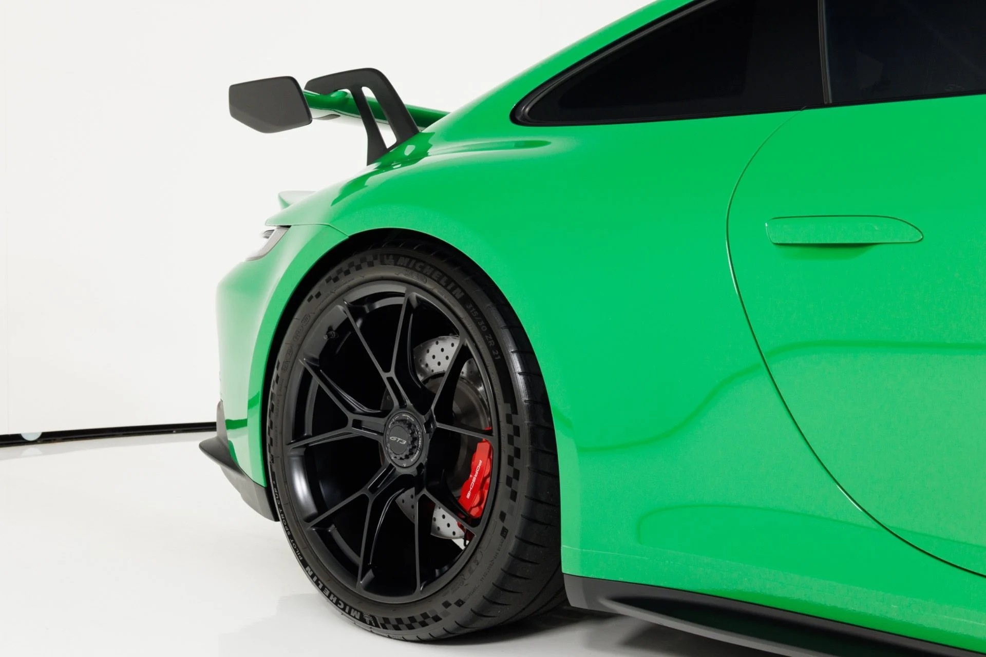 mph066_1861865449_Used_2022_Porsche_911_GT_3_1781204544_529eae3631