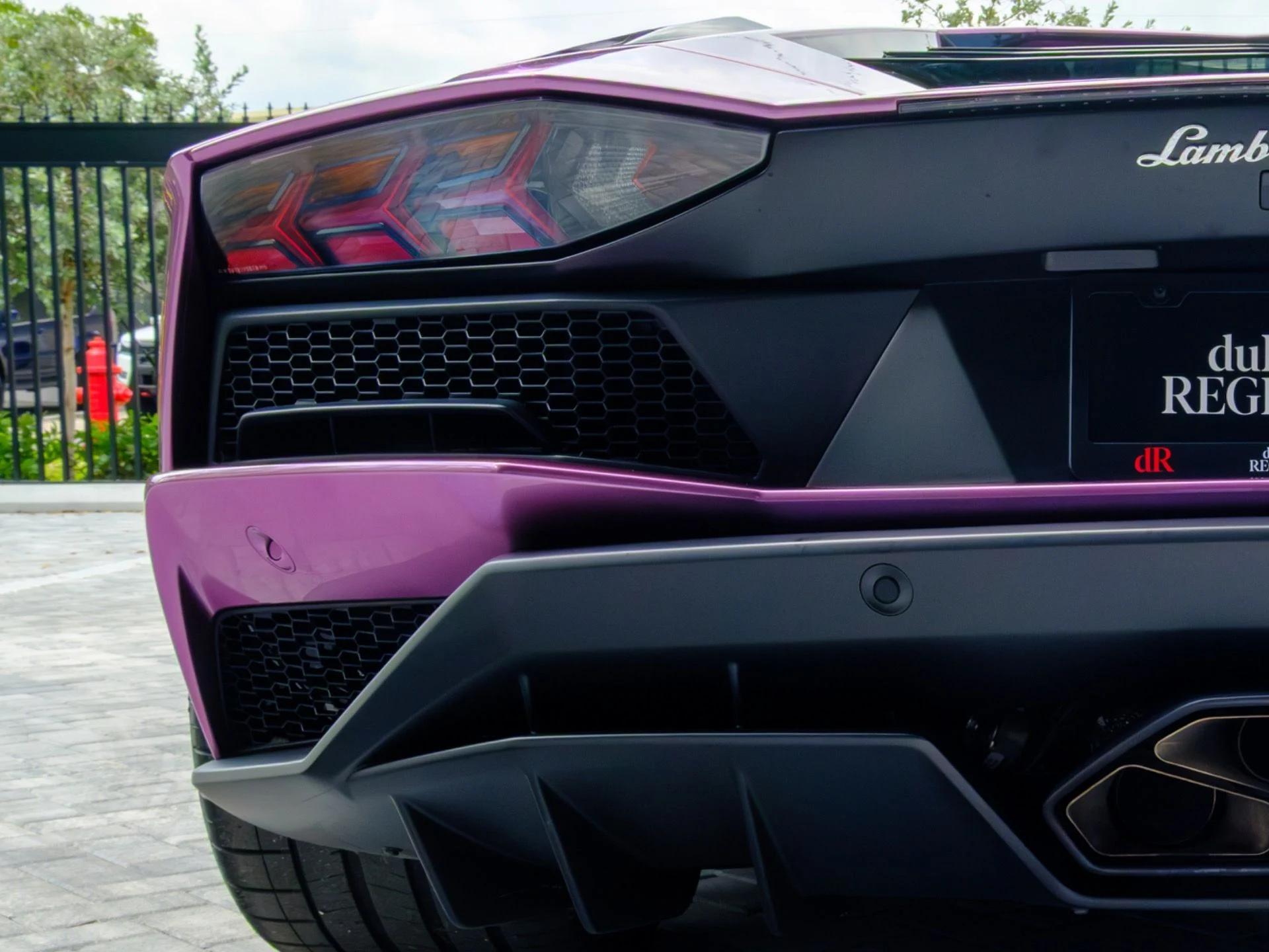 mph066_1881010895_Used_2018_Lamborghini_Aventador_S_1778520653_60d9ab0509