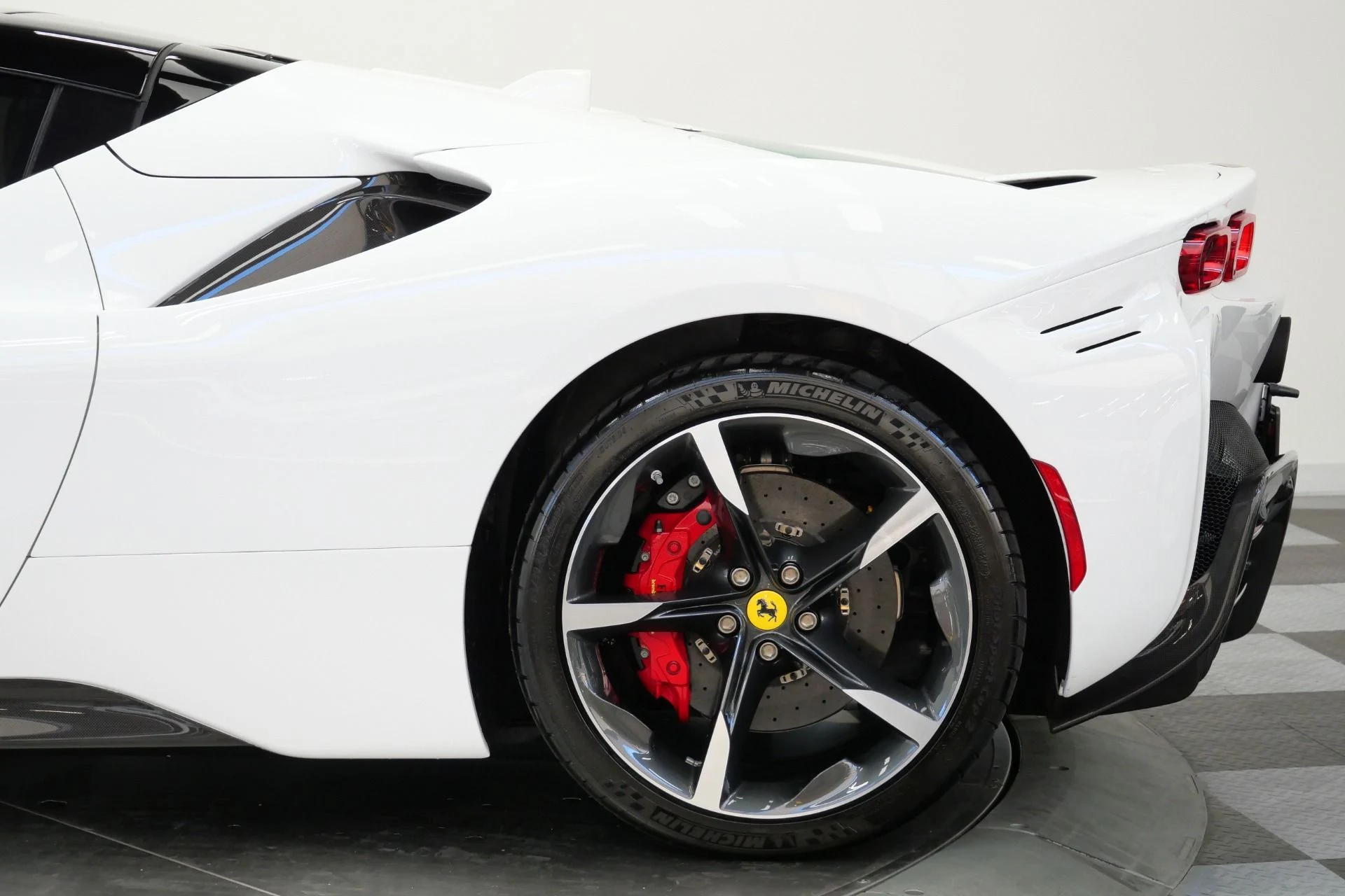 mph066_191091748_Used_2025_Ferrari_SF_90_Spider_718_K_MSRP_Two_Tone_Exterior_Two_Tone_Interior_Extensive_Carbon_1788280575_44d007badd
