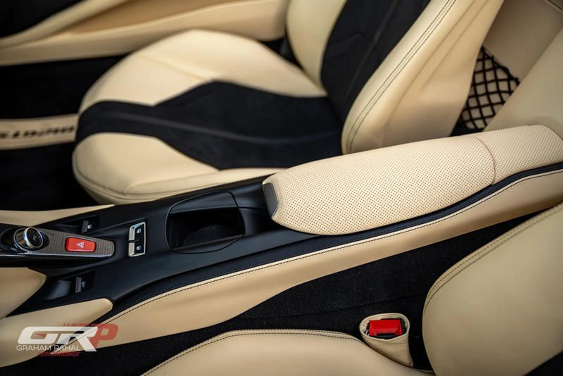 mph066_1917593426_47854_E52_7892_4_AC_8_8_A4_E_73_FC_1_E2_AAD_55_20f0f0ffe0