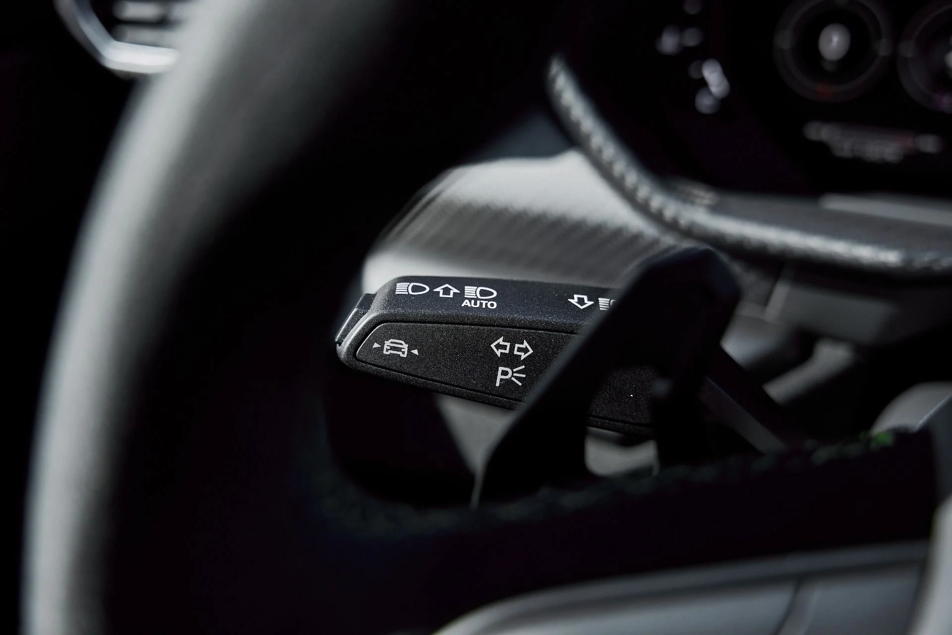 mph066_1925184952_Used_2024_Lamborghini_Urus_Performante_1770171928_45abee4ecb