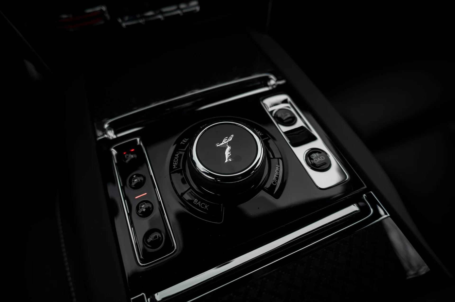 mph066_1927114498_82e5007586e649f786d55b505997905f_135aa7b743