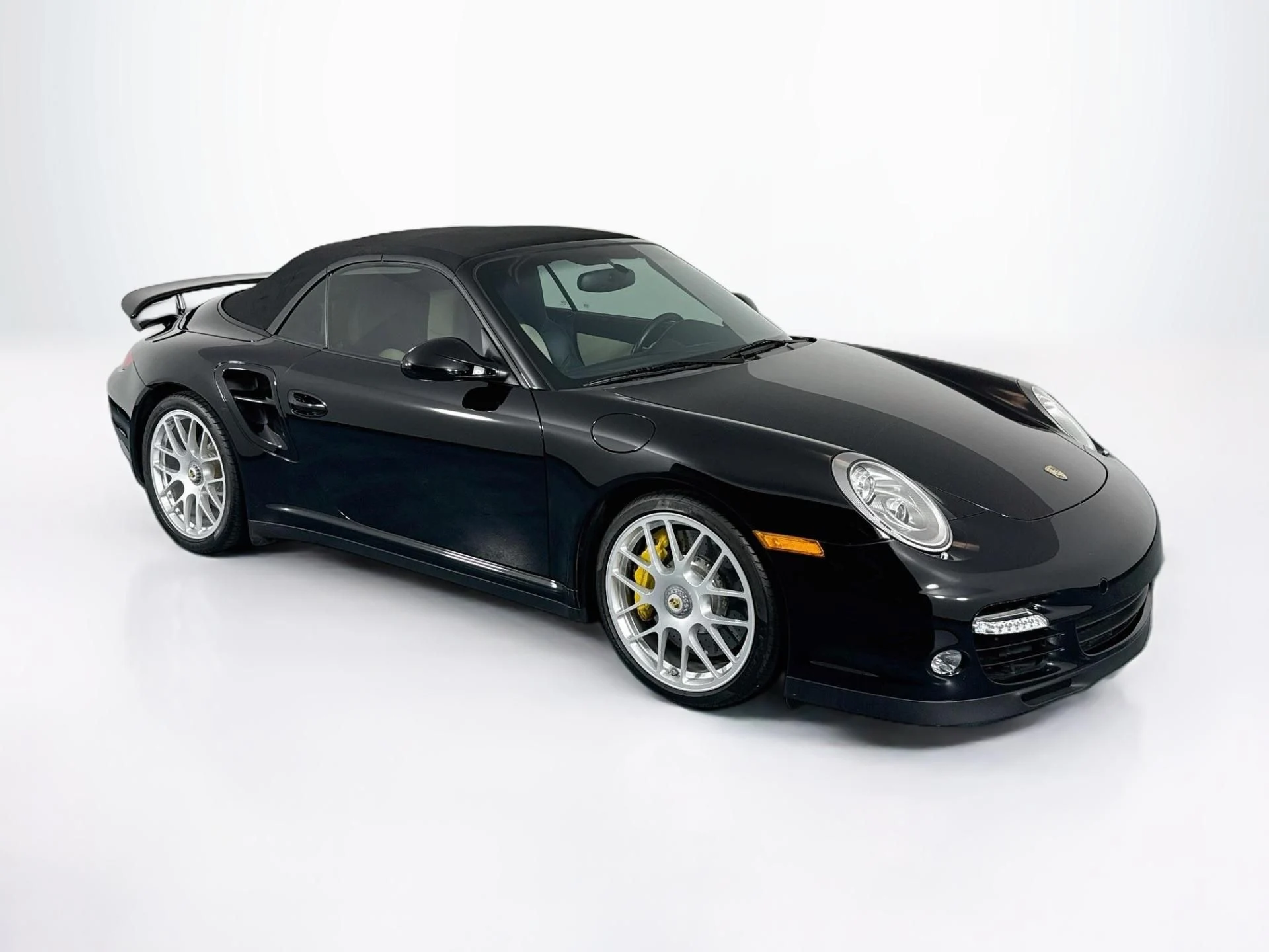 mph066_193606236_Used_2012_Porsche_911_Turbo_S_1792607220_1df873b74a