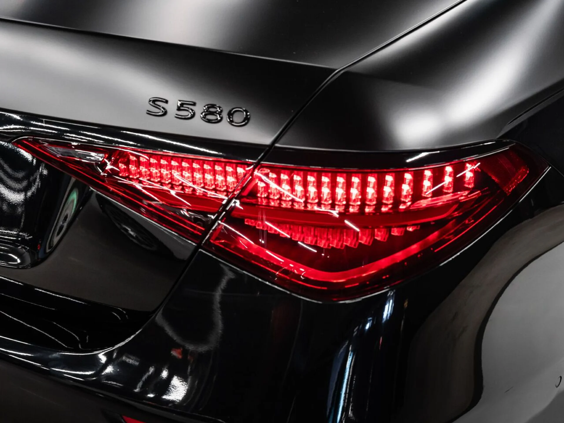 mph066_2052829138_mercedes_benz_s_class_2023_fcfe7bfb39