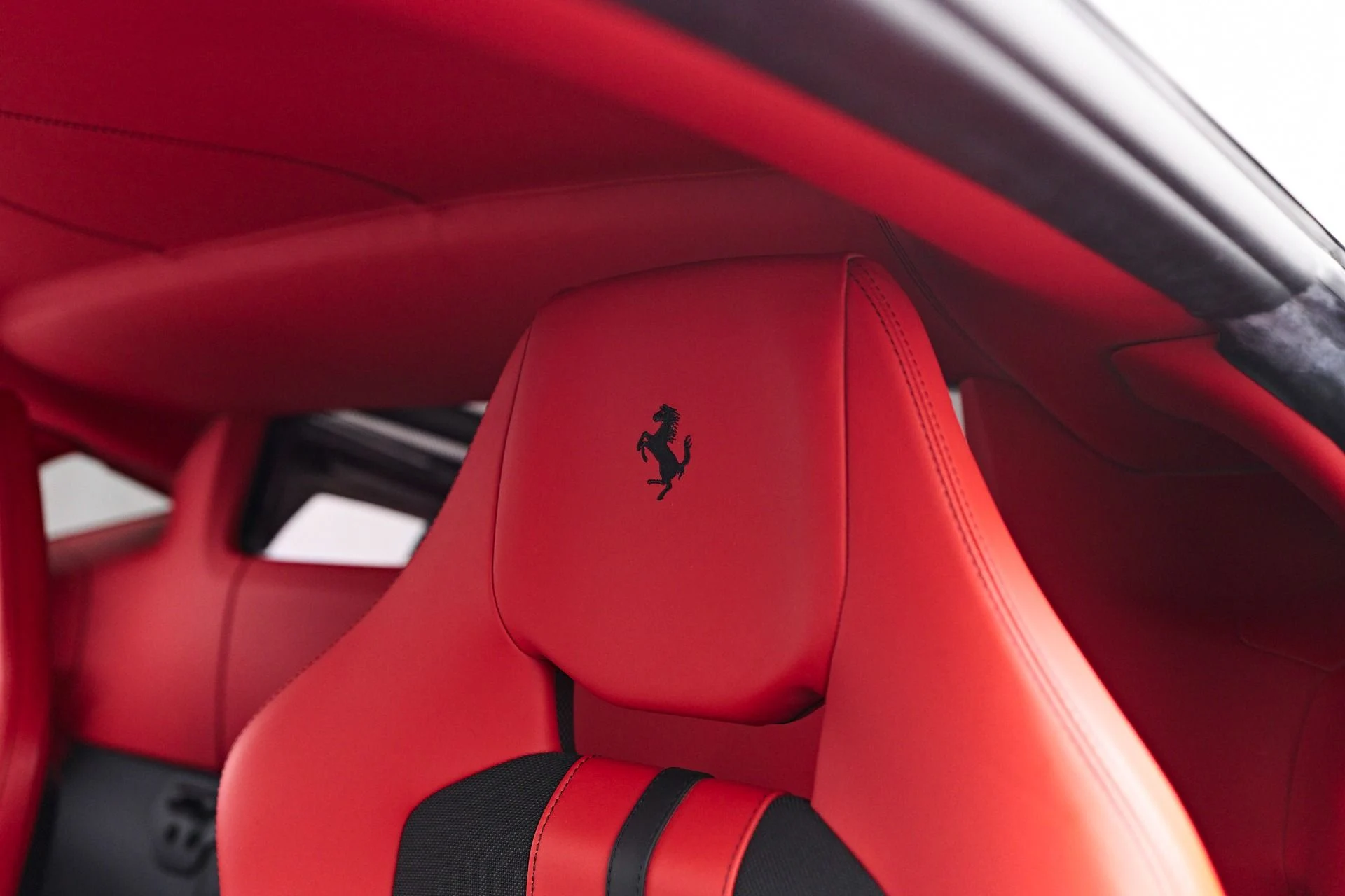 mph066_2055662932_Used_2020_Ferrari_488_Pista_Base_1749062519_6e5845aaf7