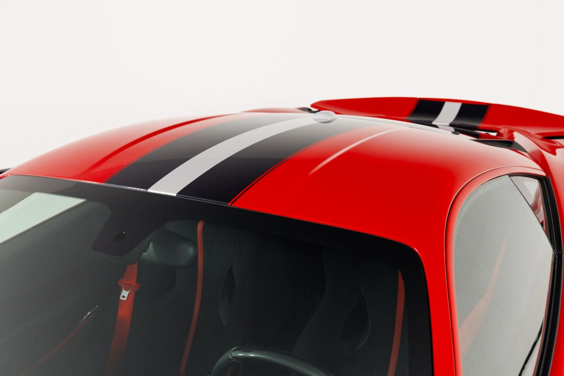 mph066_2059885716_Used_2020_Ferrari_488_Pista_1775511017_adbae74f40