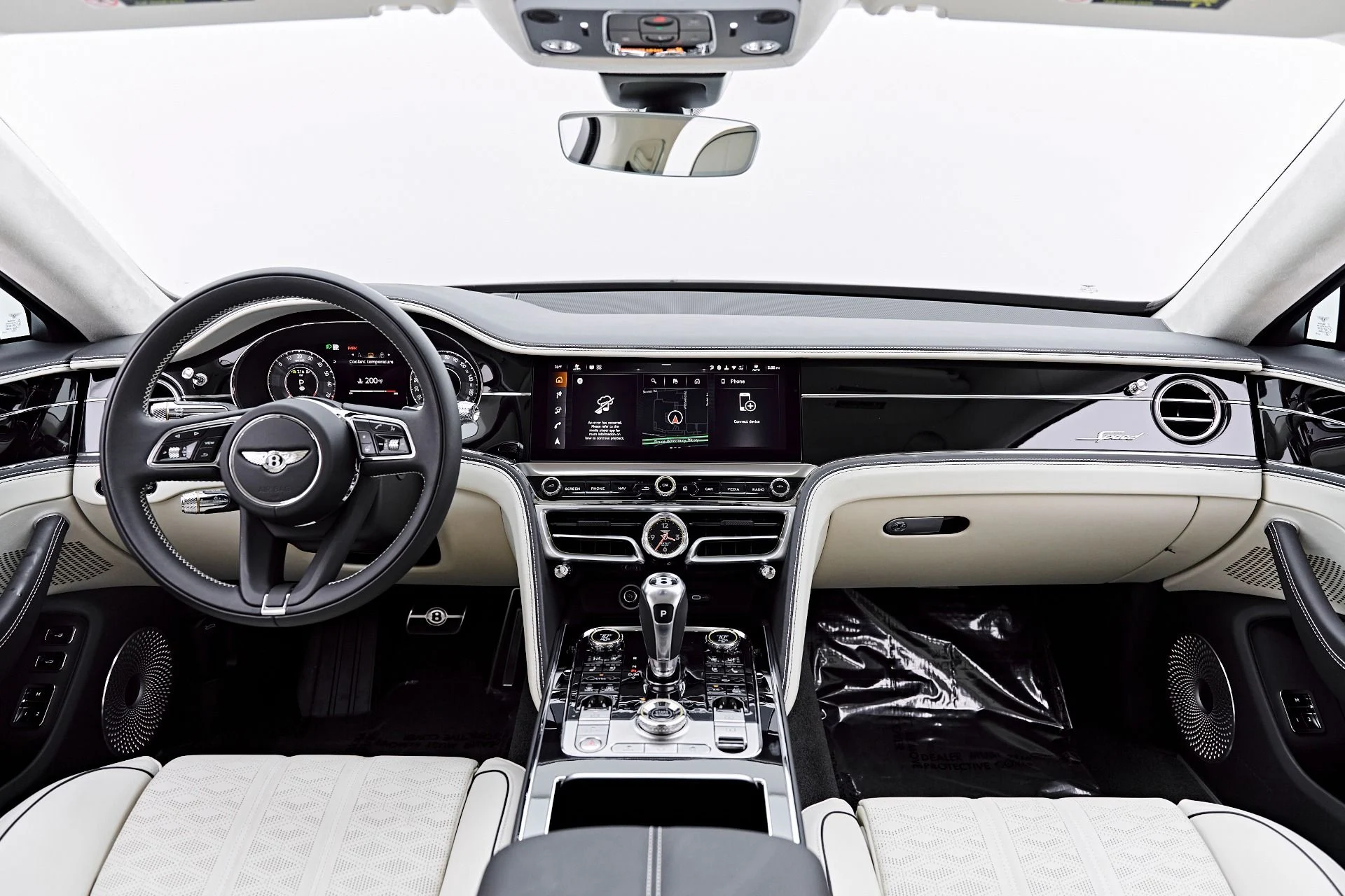 mph066_212078561_Used_2025_Bentley_Flying_Spur_Speed_1786412279_f9ef942095