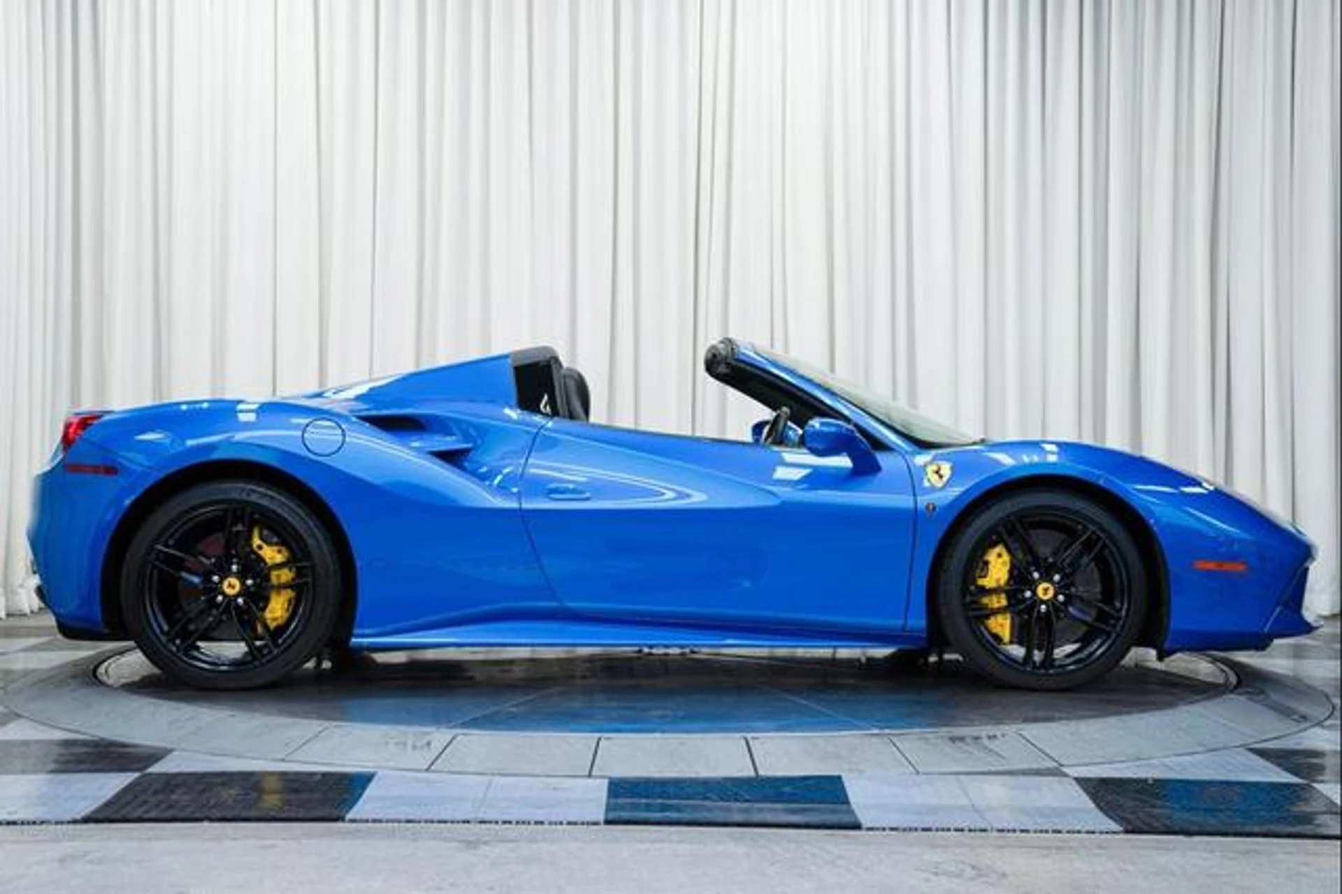 mph066_2159487147_UY_Xx_I91ir_SK_Es_Bw21_BRKCG_Ghlg_72a9e7c24a