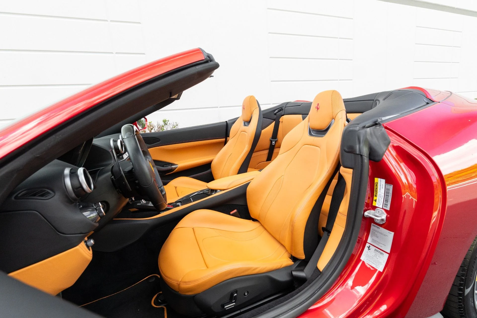 mph066_2194155549_Used_2019_Ferrari_Portofino_1779385815_fa5edb49bc
