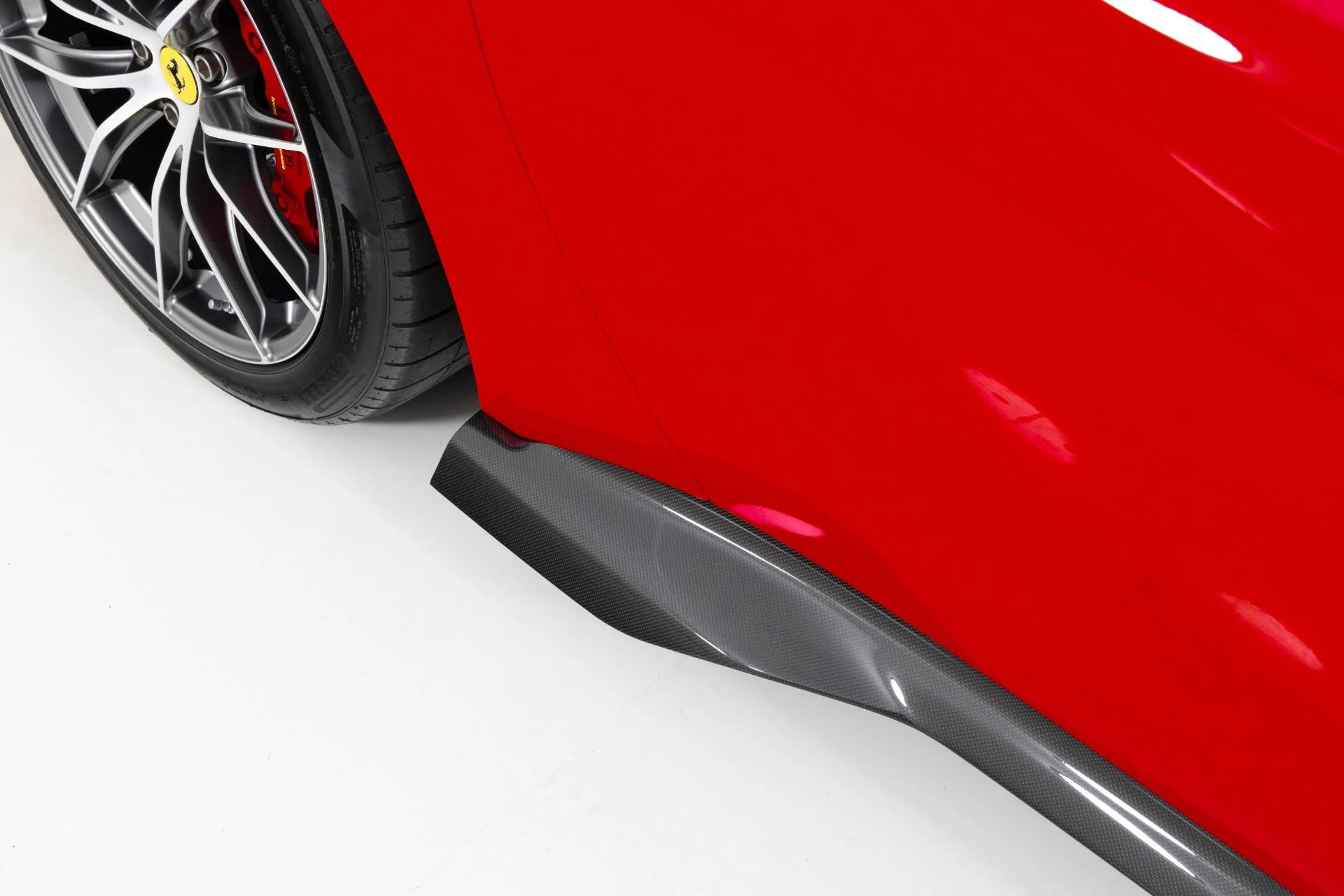 mph066_2194903815_Used_2017_Ferrari_F12_TDF_1760045750_622421651c