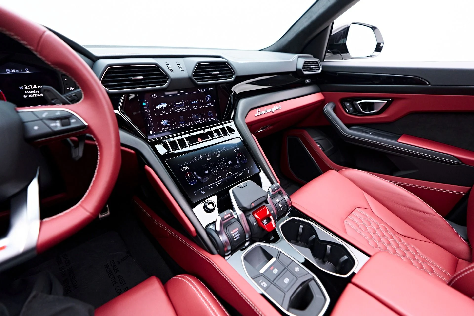 mph066_2217778081_Used_2024_Lamborghini_Urus_S_1751401874_412316eaa2