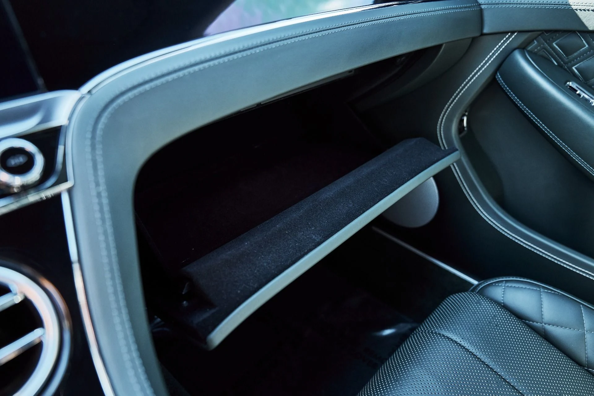 mph066_2291147983_Used_2020_Bentley_Continental_GT_V8_1776226528_f3a022481e