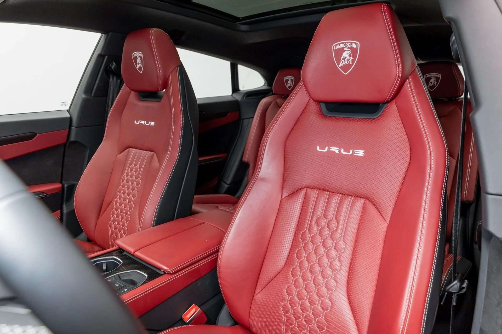 mph066_2362931825_67_616a8e61a0