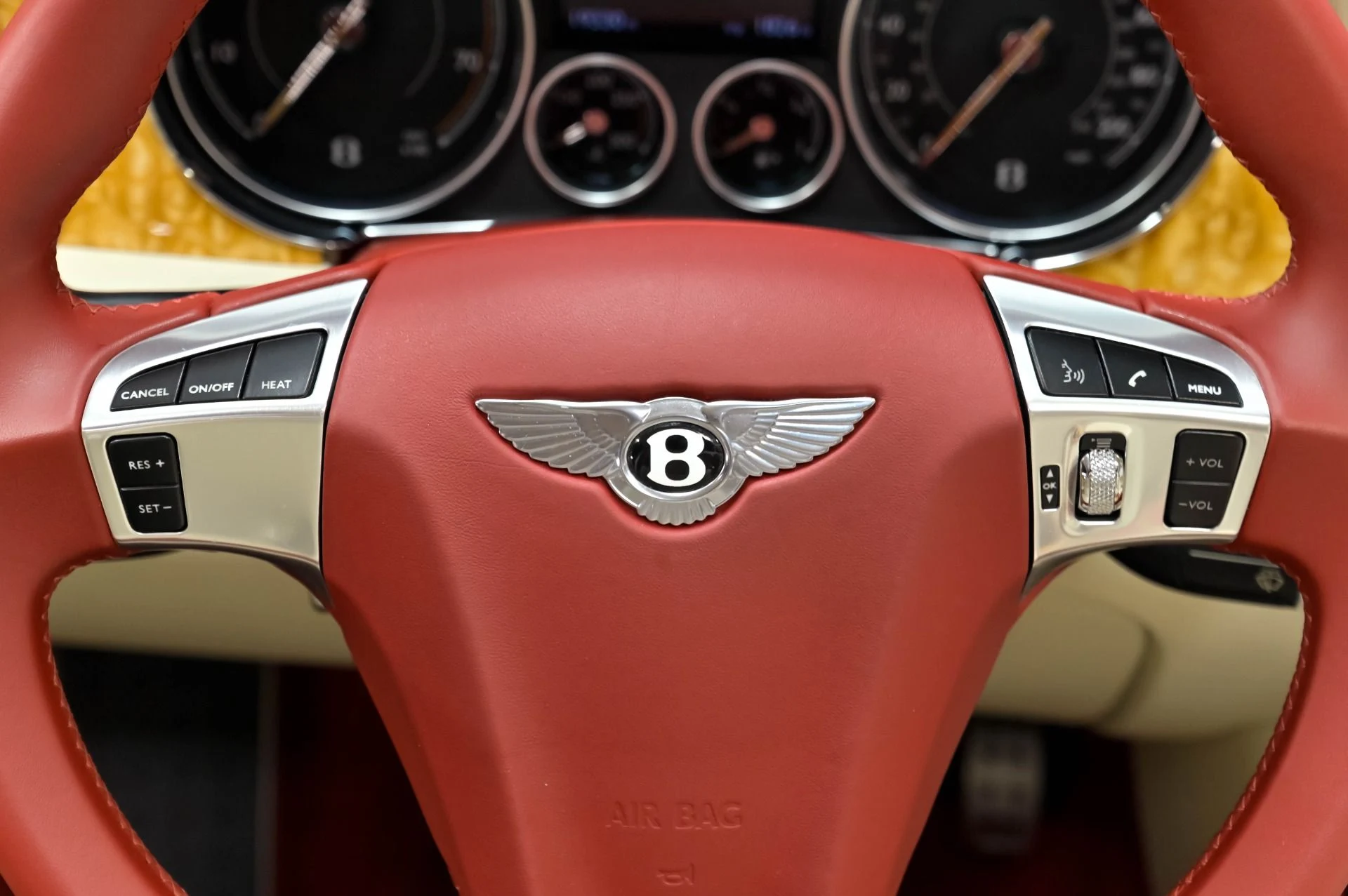 mph066_238218033_Used_2016_Bentley_Flying_Spur_W12_1779838751_34e176b8ea