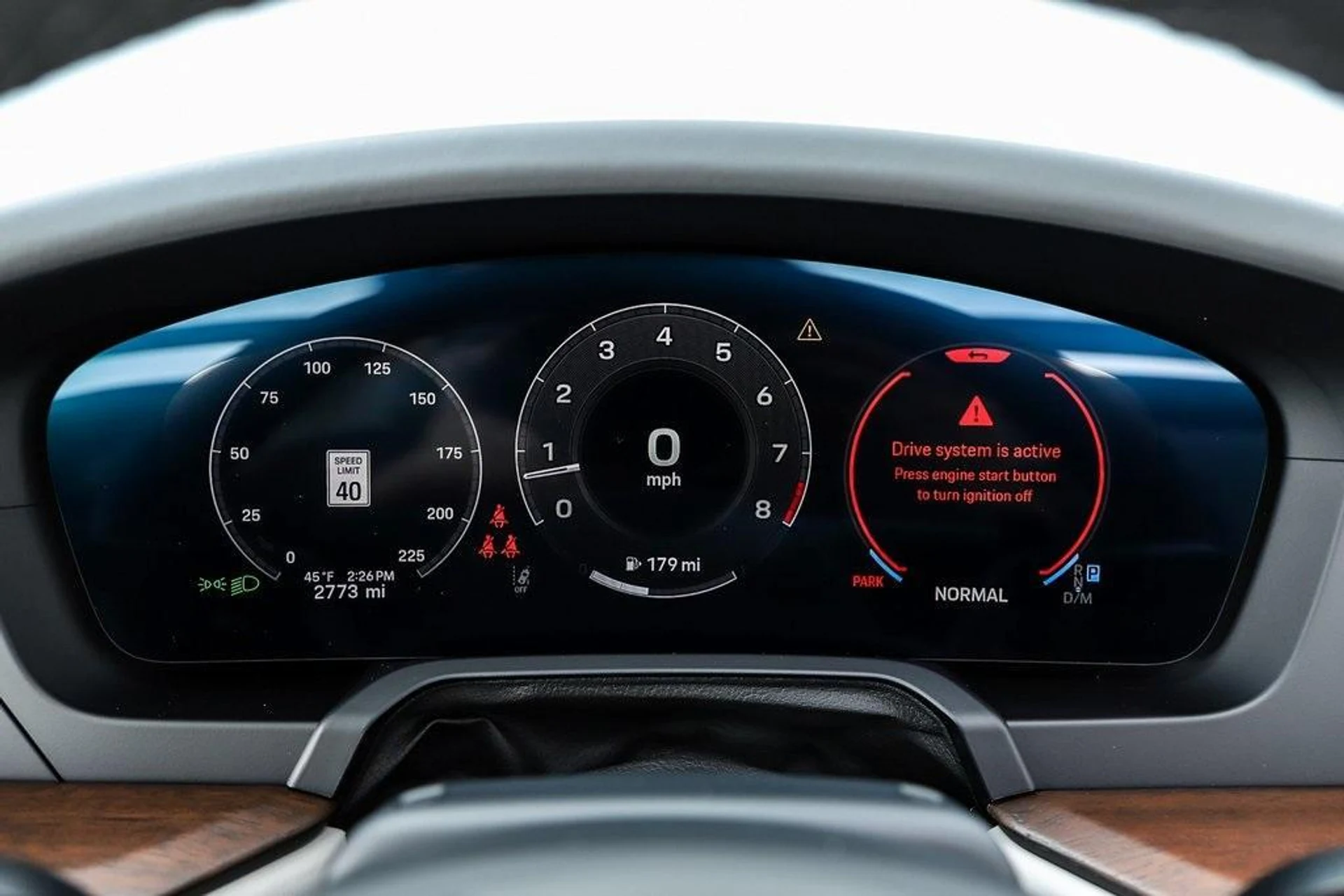 mph066_2427768308_z_L1_KVG_Hot_Tde_J_Tx_TRKGV_32r_X_Jdw_d7bdb86f6f