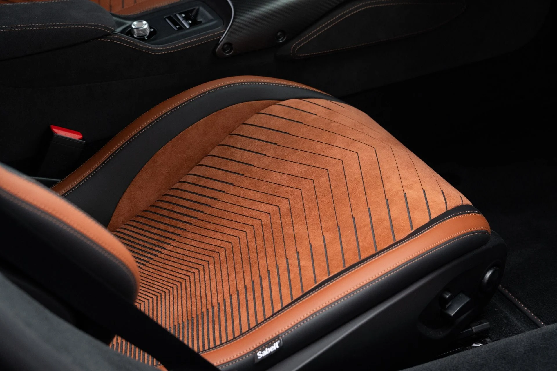 mph066_2437440867_Used_2022_Maserati_MC_20_1777083905_e74ac97882