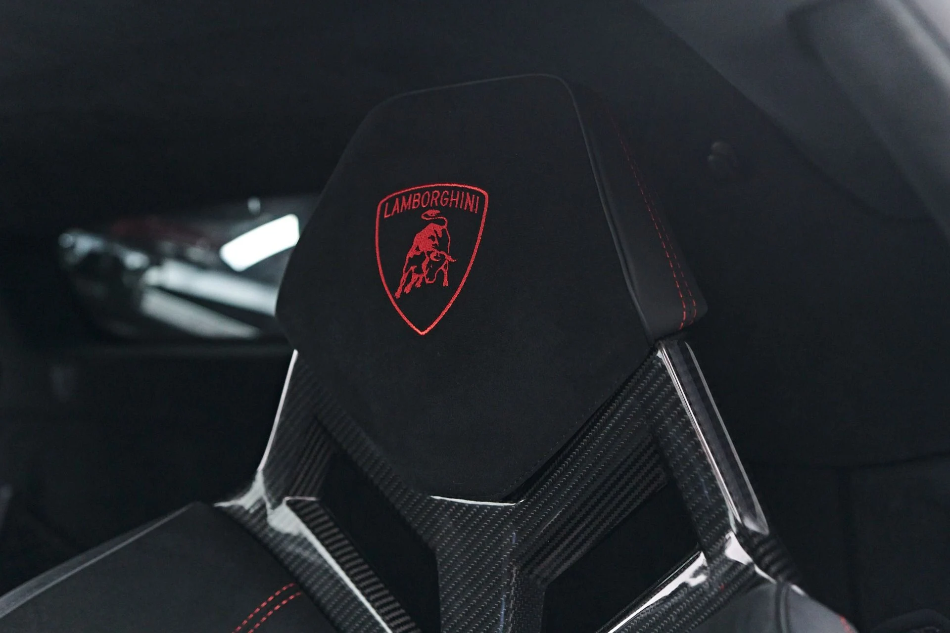 mph066_2520553821_Used_2023_Lamborghini_Huracan_STO_Base_1754673404_712ea25364