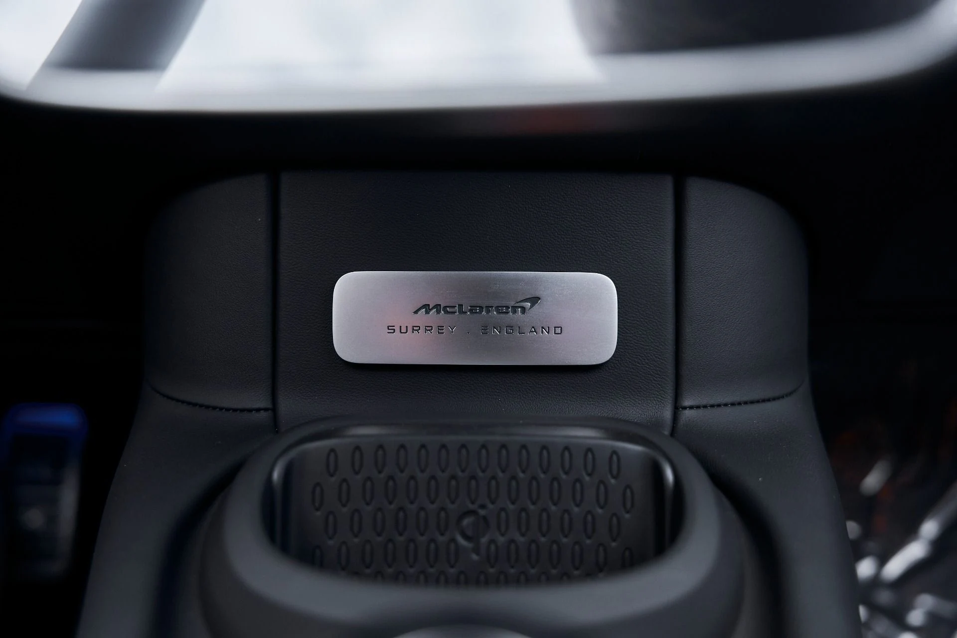 mph066_254343420_Used_2025_Mc_Laren_Artura_1769221576_0b86110fb7