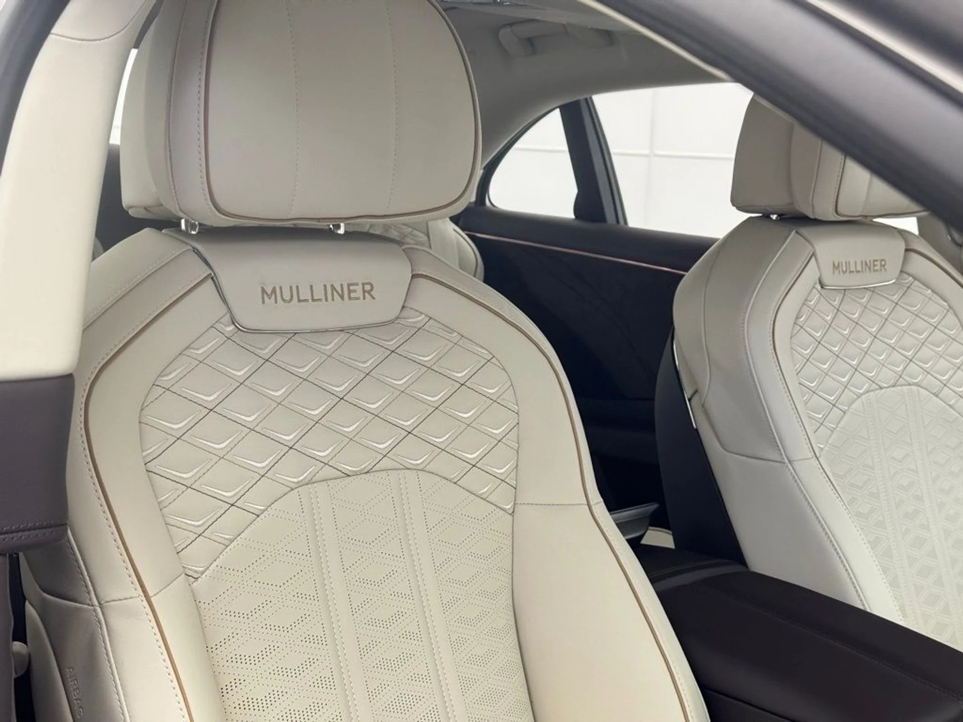 mph066_2589058429_pmhxqafootnfgwbnv69j31ufnc8f_116385a6b3