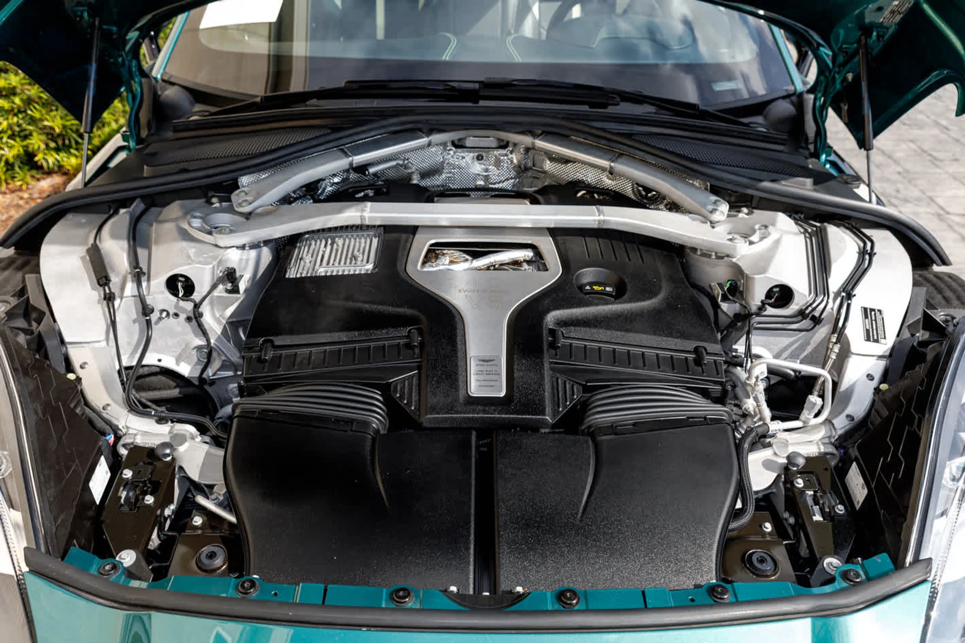 mph066_2591695817_67_1e98c9990a