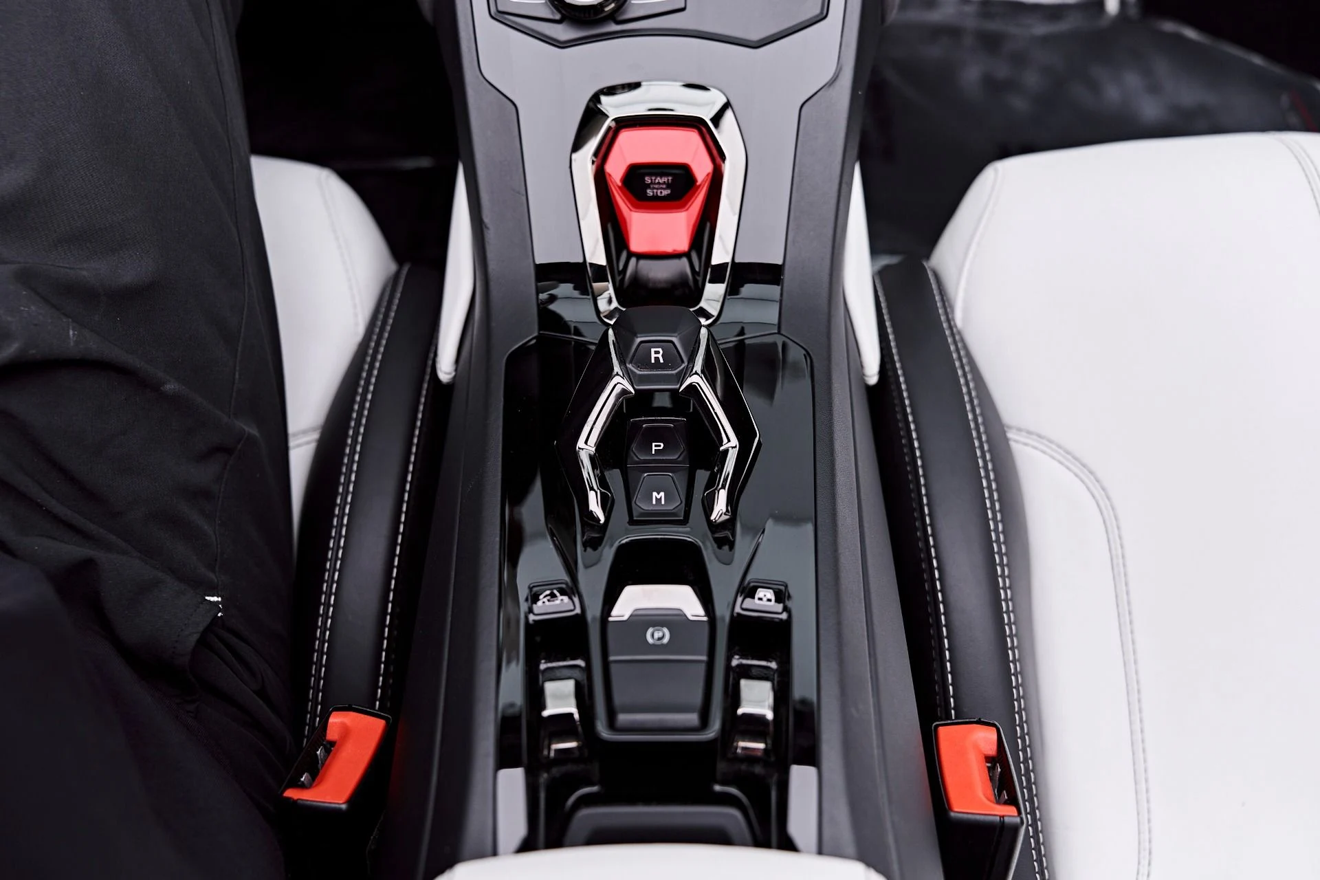 mph066_2623311135_Used_2017_Lamborghini_Huracan_1786741867_aad8977c0a