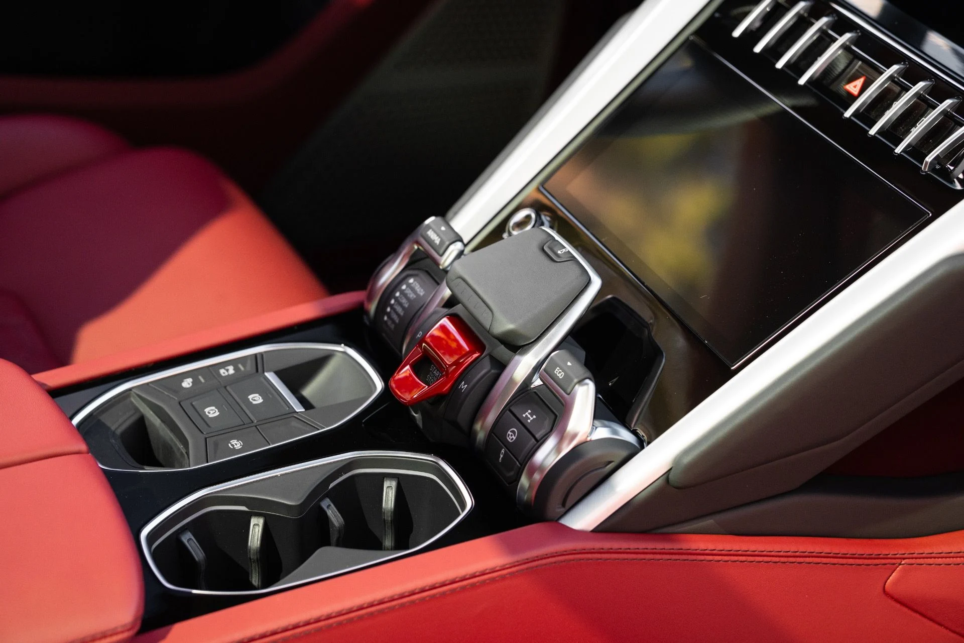 mph066_2629146573_Used_2022_Lamborghini_Urus_1770690392_d2edad6c1f